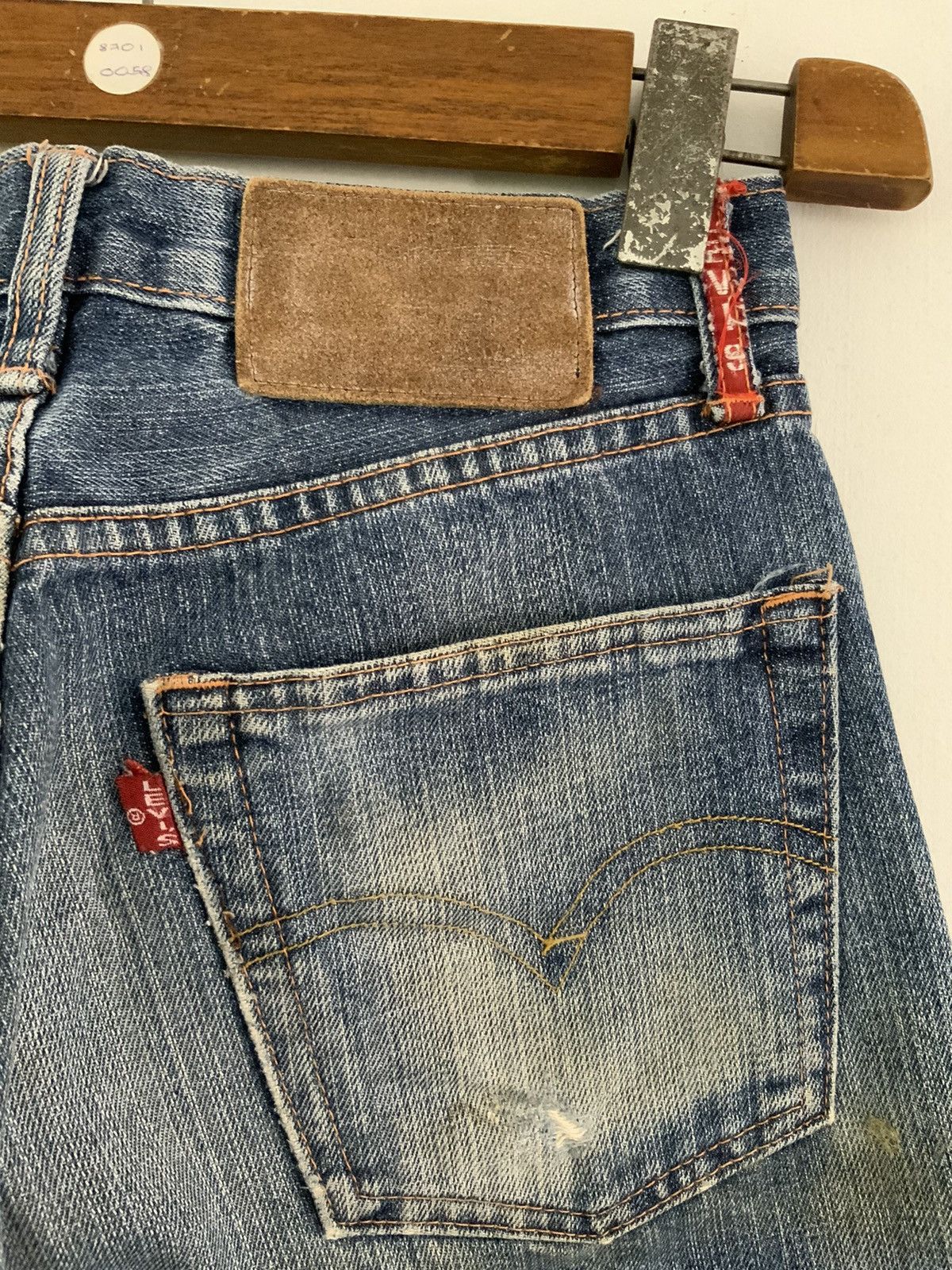 Levi's Vintage Big E Levi’s Selvedge Distressed Jeans Size US 28 / EU 44 - 15 Thumbnail