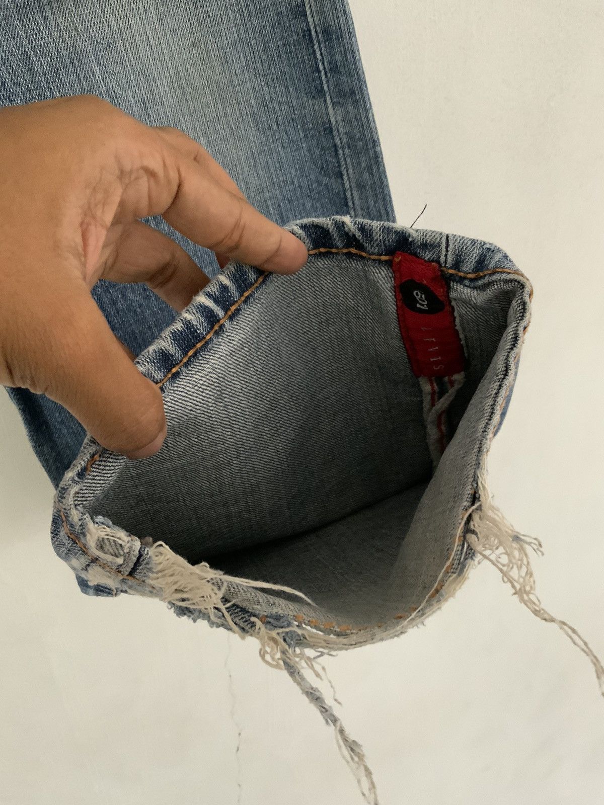 Levi's Vintage Big E Levi’s Selvedge Distressed Jeans Size US 28 / EU 44 - 7 Thumbnail