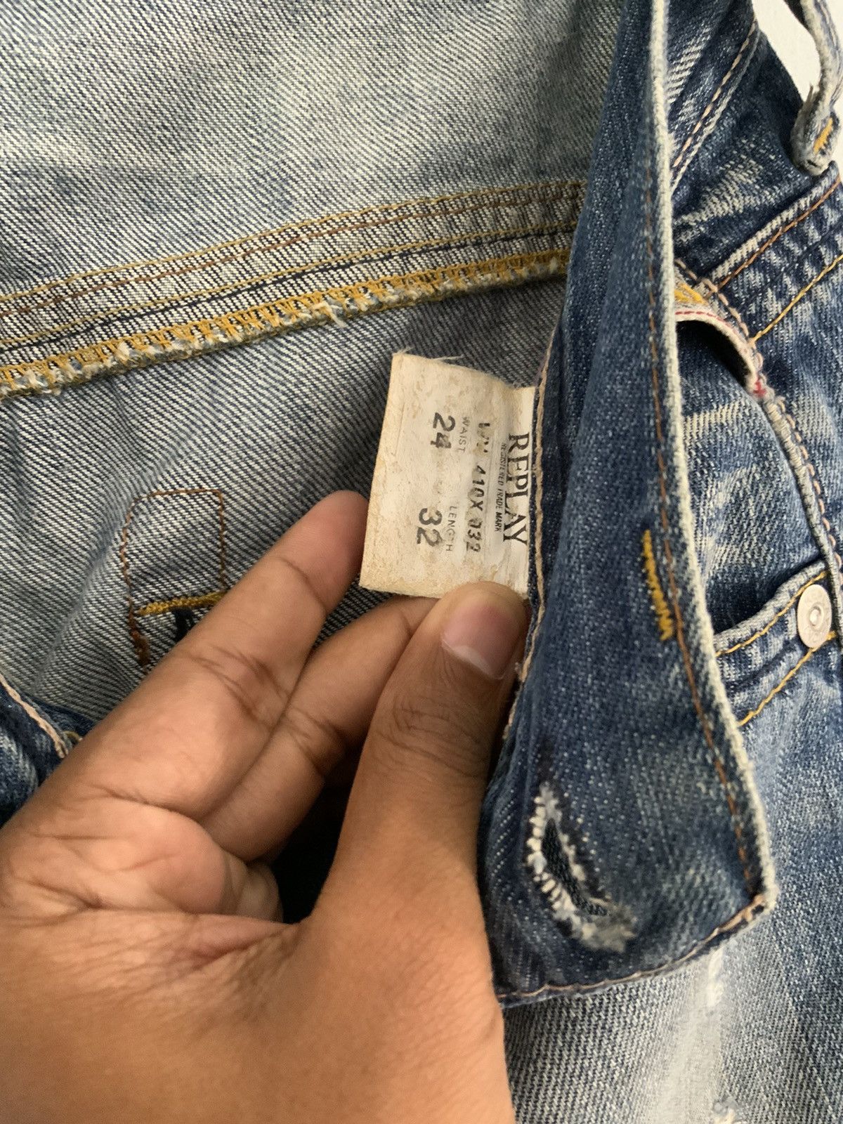 Replay Vintage Replay Non Selvedge Distressed Boot Cut Denim Jean Size US 26 / EU 42 - 19 Thumbnail