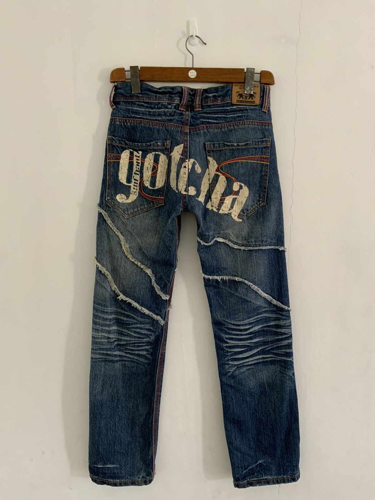 Gotcha Gotcha Spellout Distressed Denim Size US 34 / EU 50 - 1 Thumbnail