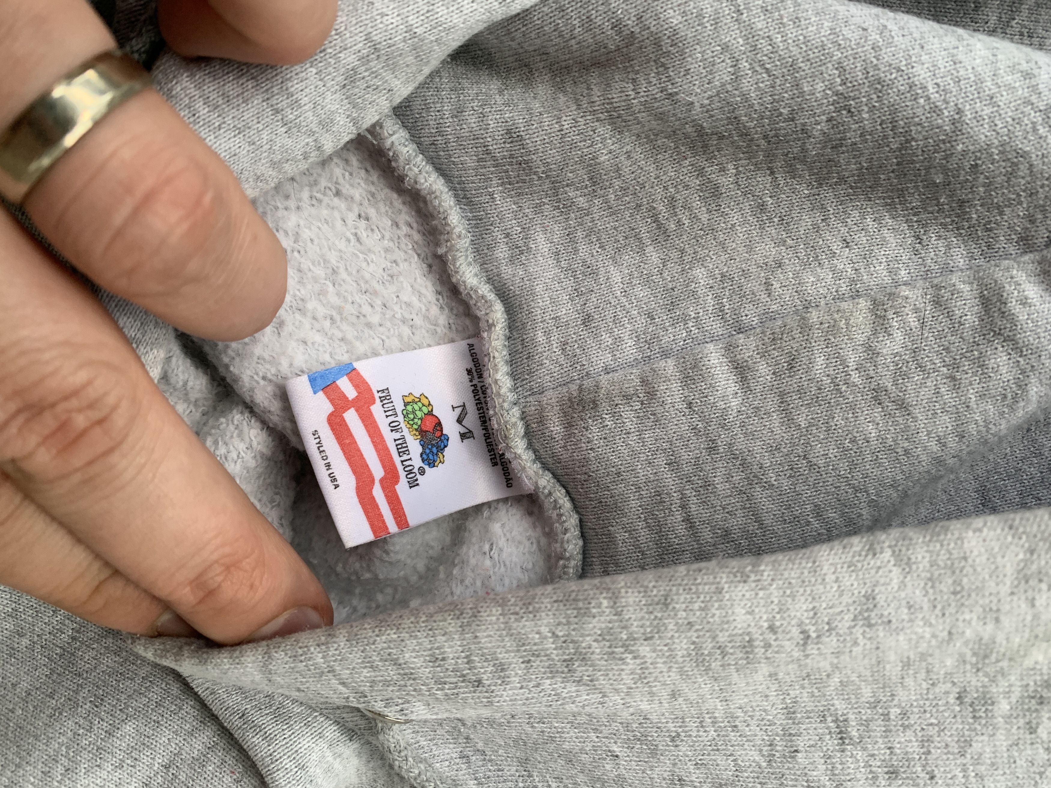 Fruit Of The Loom × Vintage Vintage Fruit Of The Loom Hoodie Size US M / EU 48-50 / 2 - 9 Thumbnail