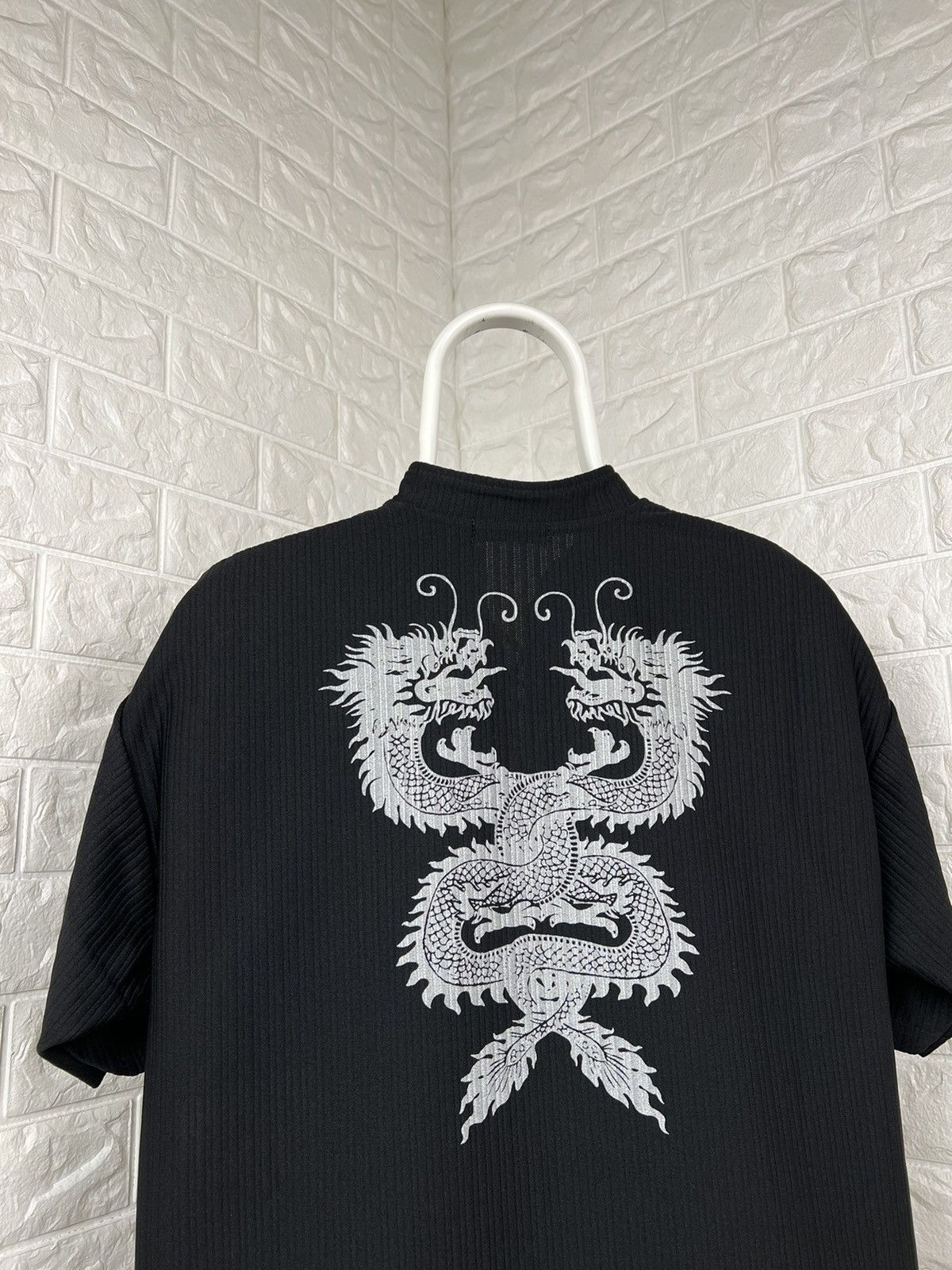 Japanese Brand Vintage Dragon Style T-shirt Y2K Size US M / EU 48-50 / 2 - 5 Thumbnail