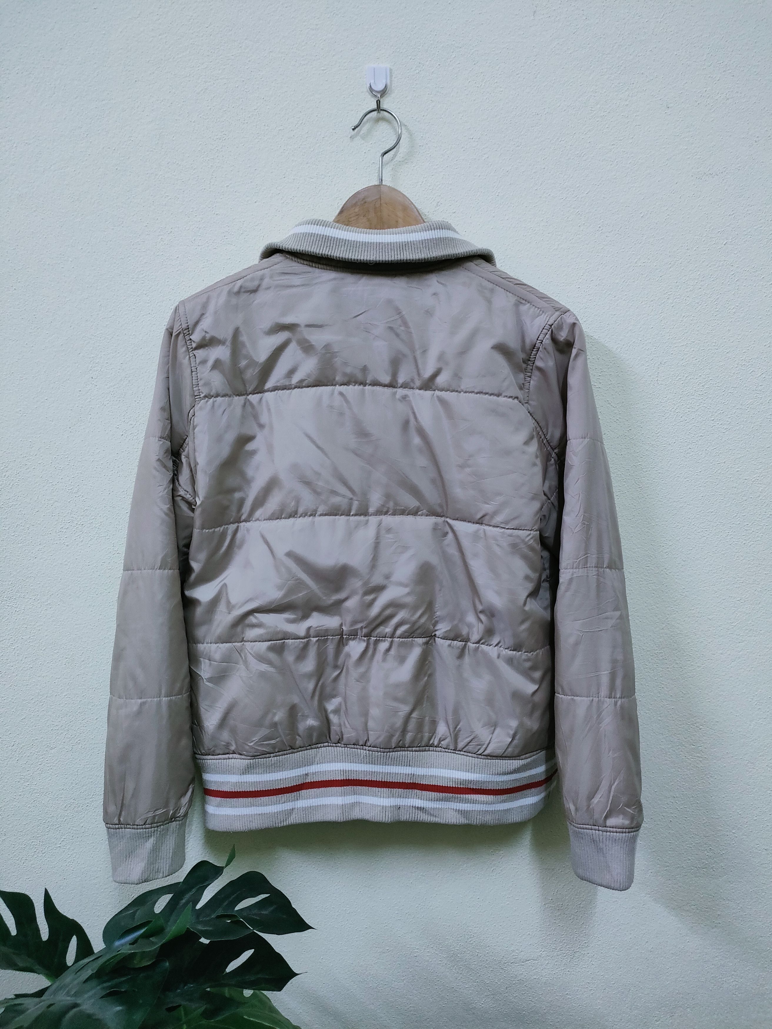 Tommy Hilfiger Tommy Hilfiger Puffer Jacket Size US M / EU 48-50 / 2 - 2 Thumbnail