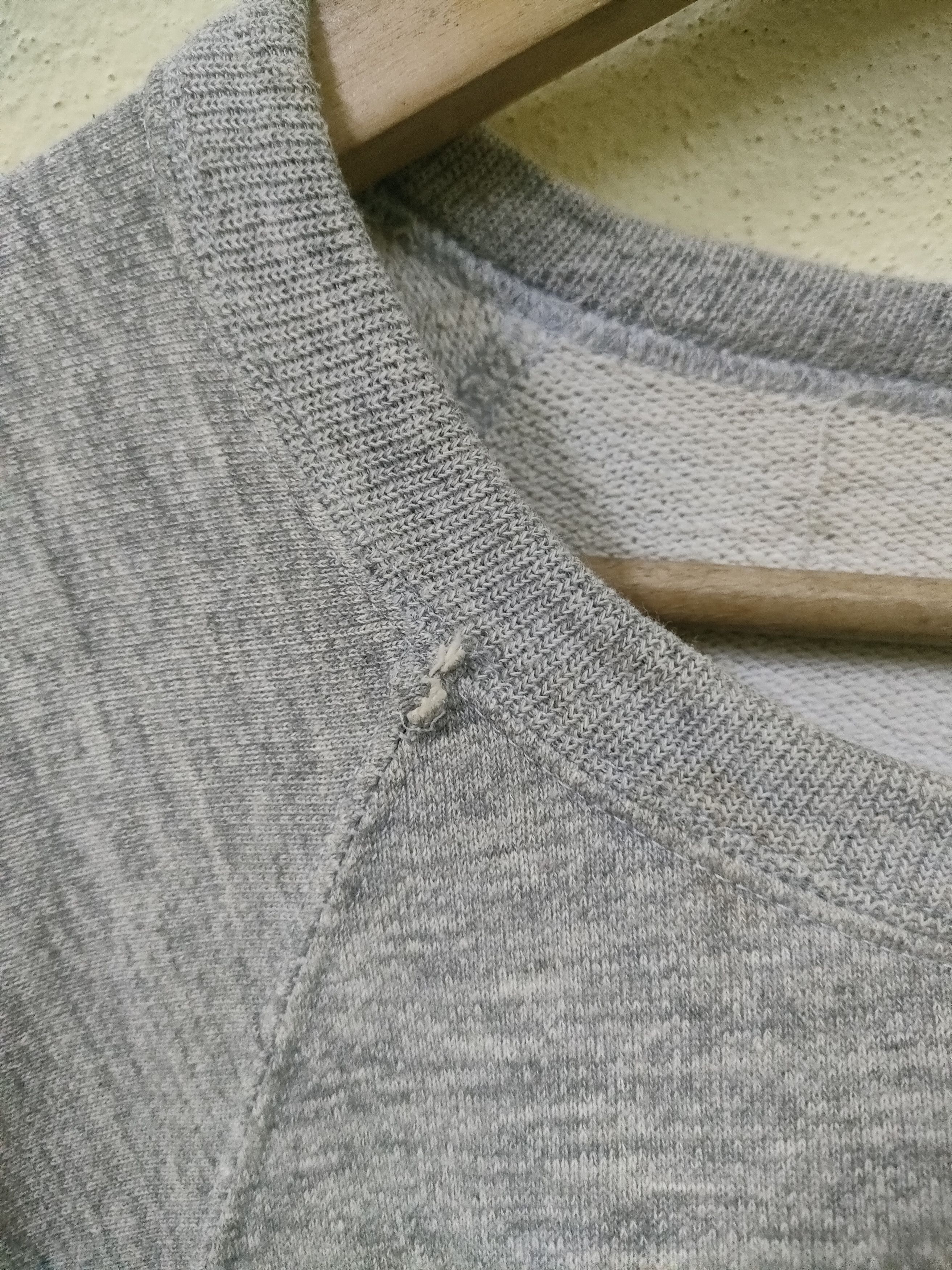 Vintage Vintage The Heat Of The Day Movie Distressed sweatshirt Size US L / EU 52-54 / 3 - 8 Thumbnail
