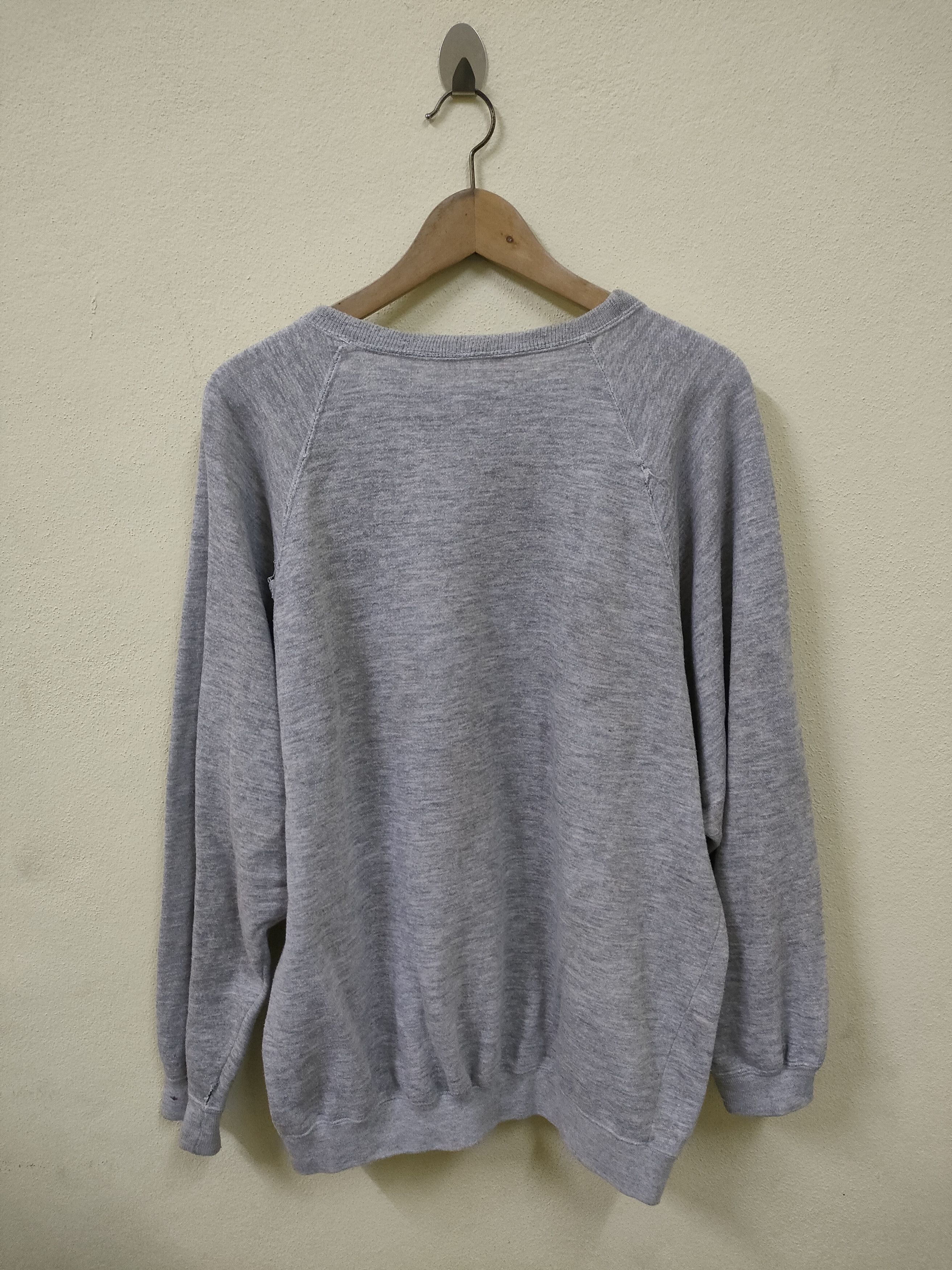 Vintage Vintage The Heat Of The Day Movie Distressed sweatshirt Size US L / EU 52-54 / 3 - 4 Thumbnail