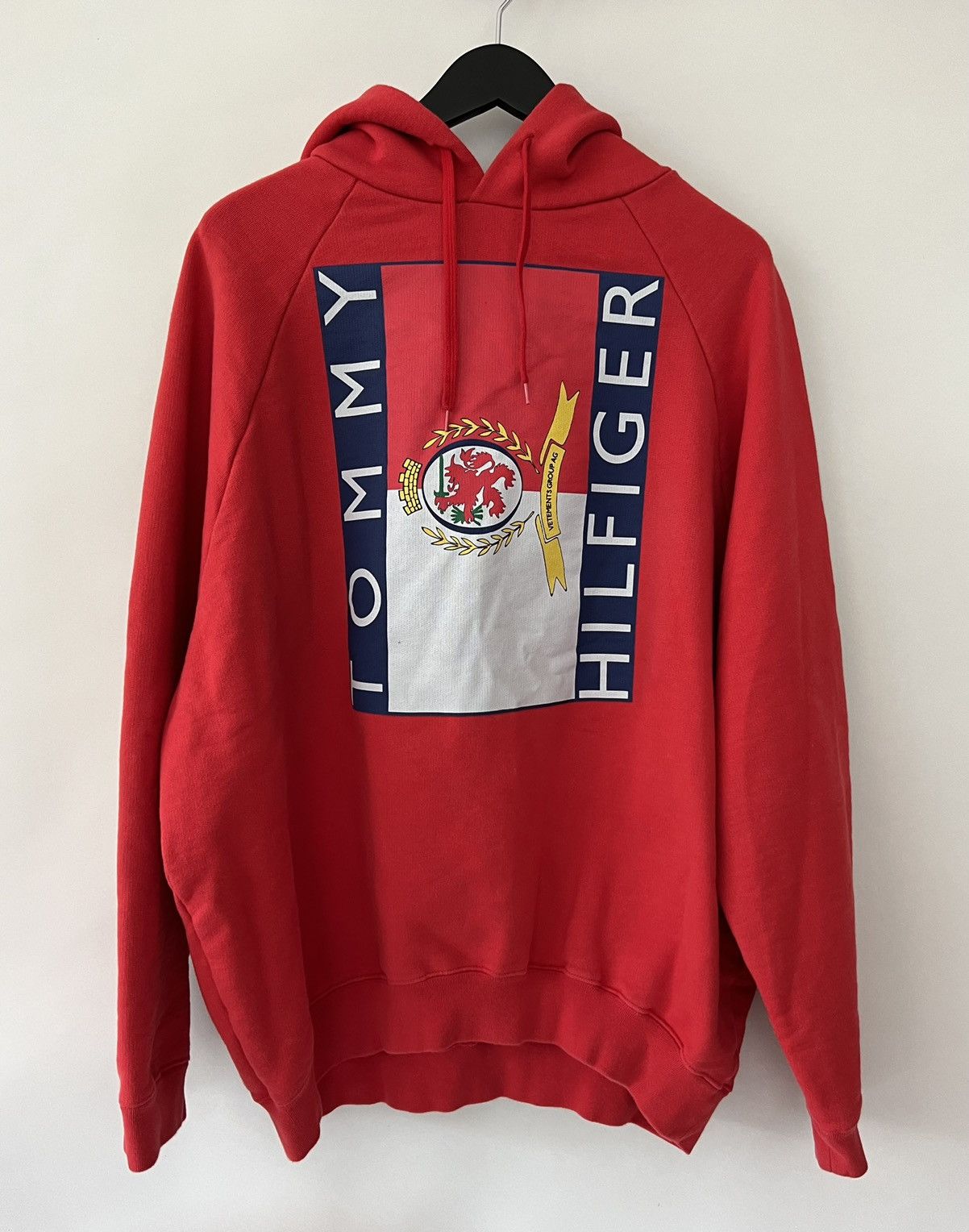 Vetements x tommy store hilfiger hoodie