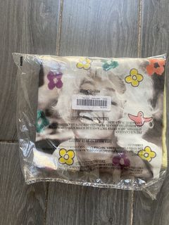Supreme Naomi Tee | Grailed