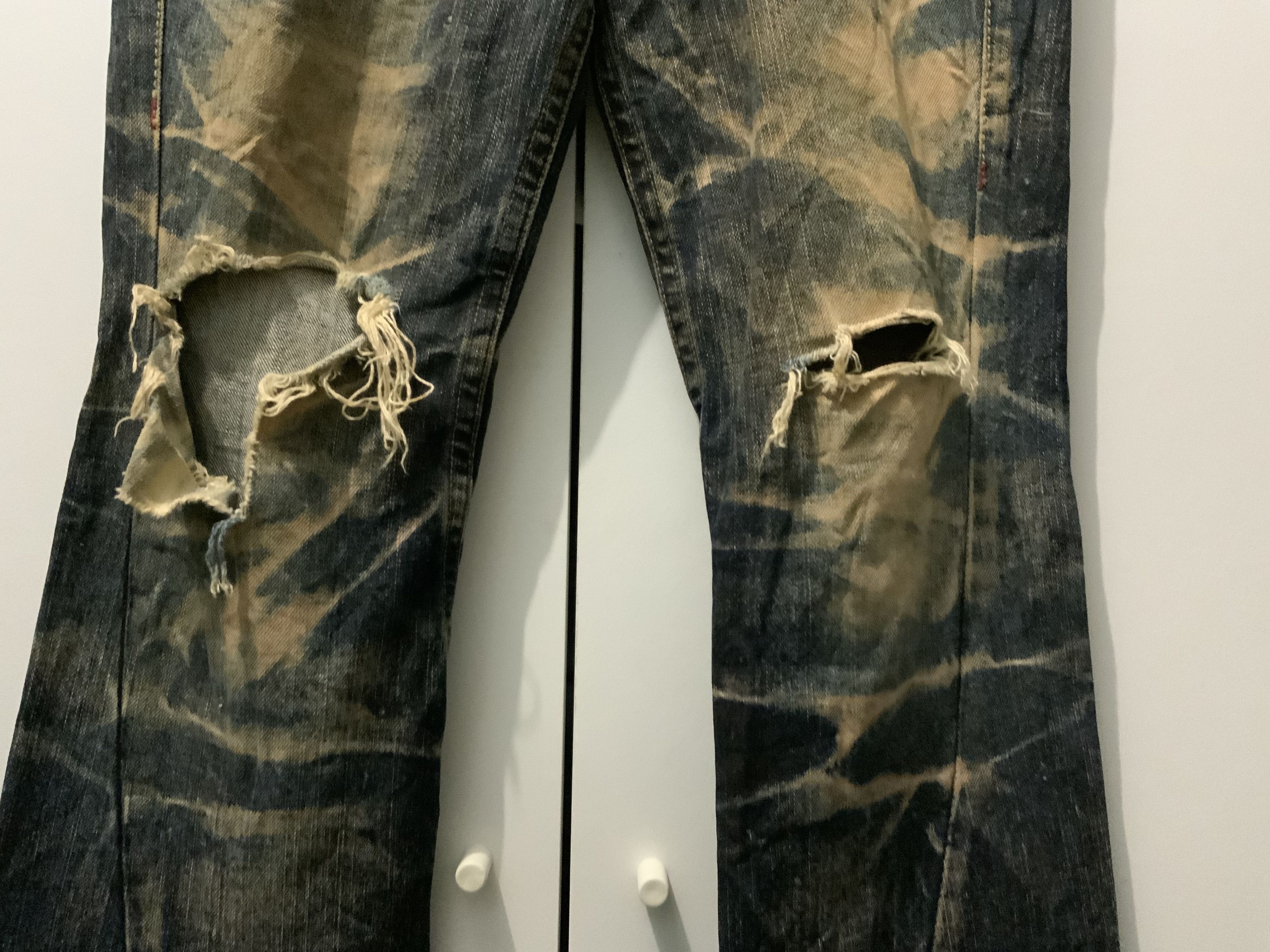 Japanese Brand JAPAN MADE Tornado Mart Distressed Bootcut Flare Size US 32 / EU 48 - 4 Thumbnail