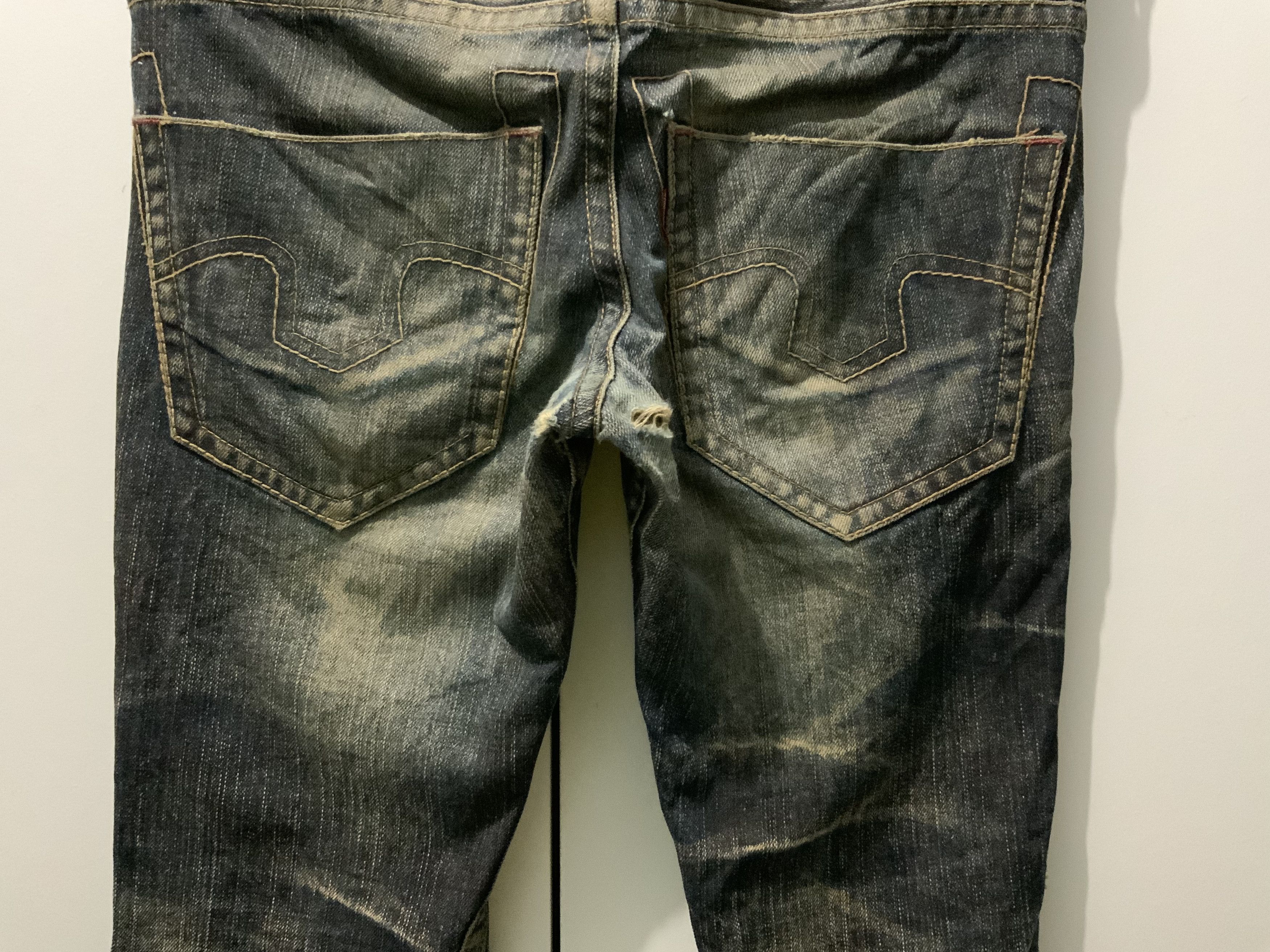 Japanese Brand JAPAN MADE Tornado Mart Distressed Bootcut Flare Size US 32 / EU 48 - 7 Thumbnail