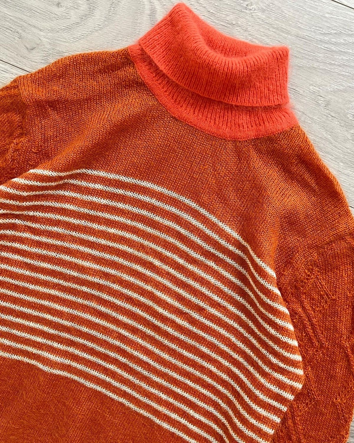 Diet Butcher Slim Skin AW2015 “Feather to Snow” Multi-Pattern Mohair Turtleneck Size US S / EU 44-46 / 1 - 3 Thumbnail