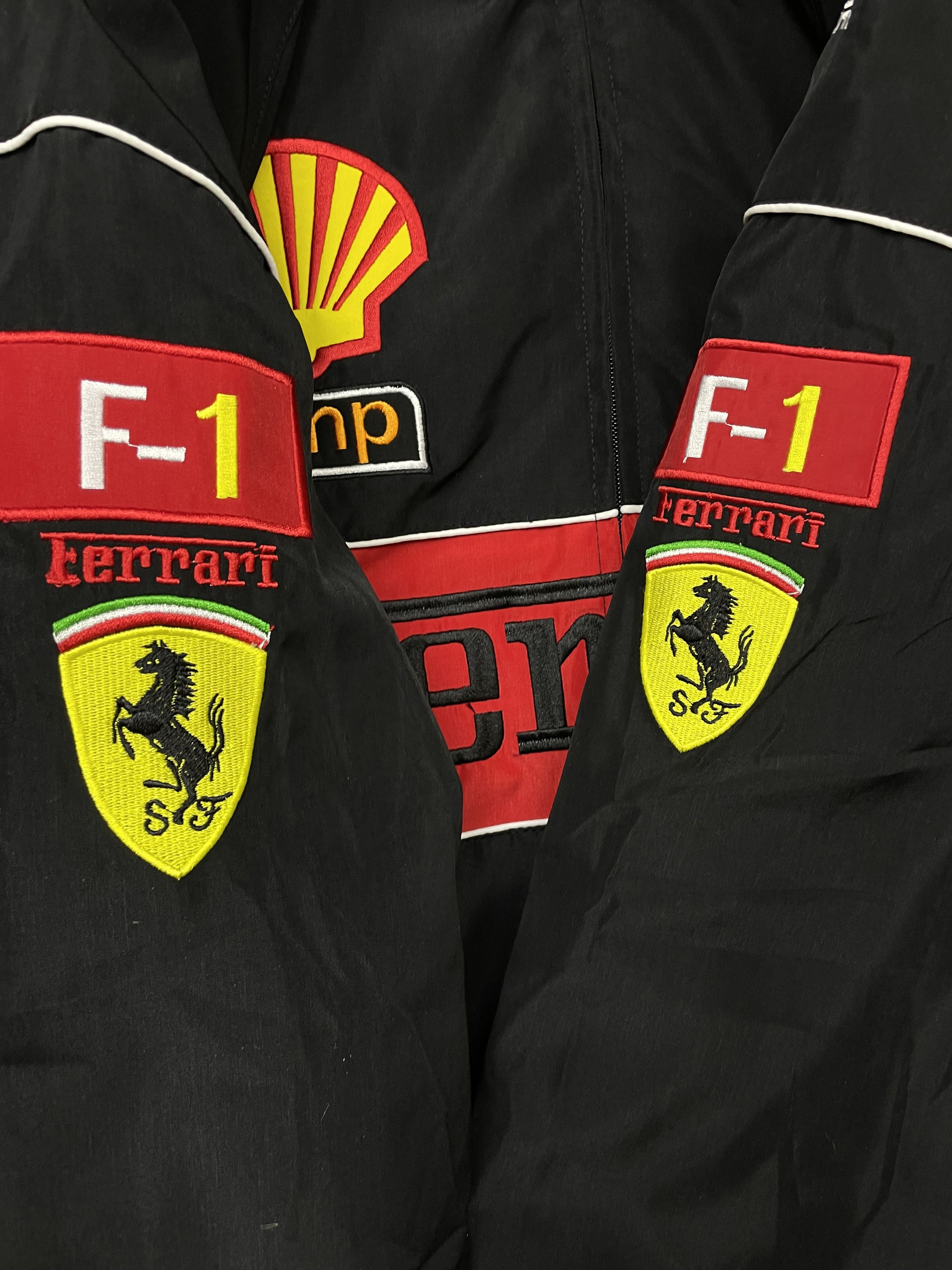 Ferrari × Vintage Ferrari F1 Vodafone Shell Vintage Racing Jacket Big Logo Size US L / EU 52-54 / 3 - 4 Thumbnail