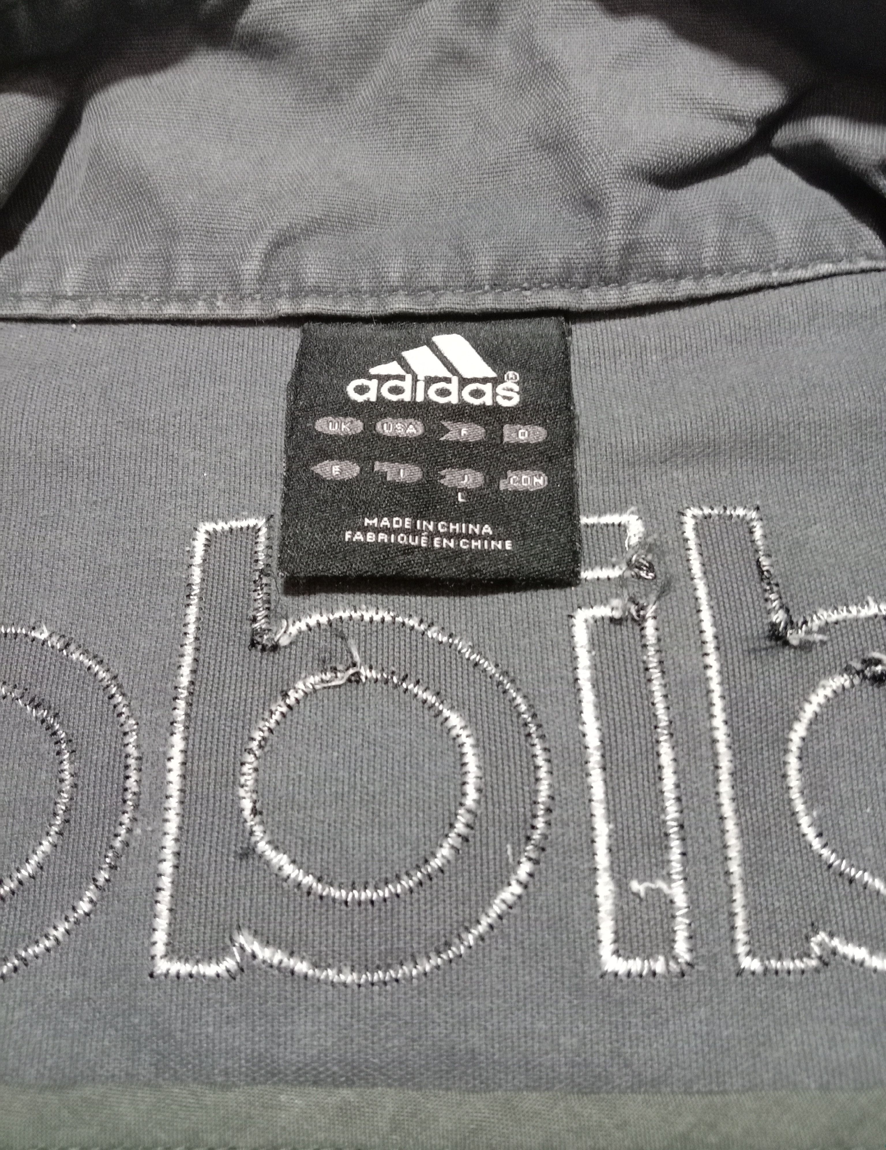 Adidas Adidas Light Jacket Big Embroidery Spell Out Logo Size M / US 6-8 / IT 42-44 - 2 Thumbnail