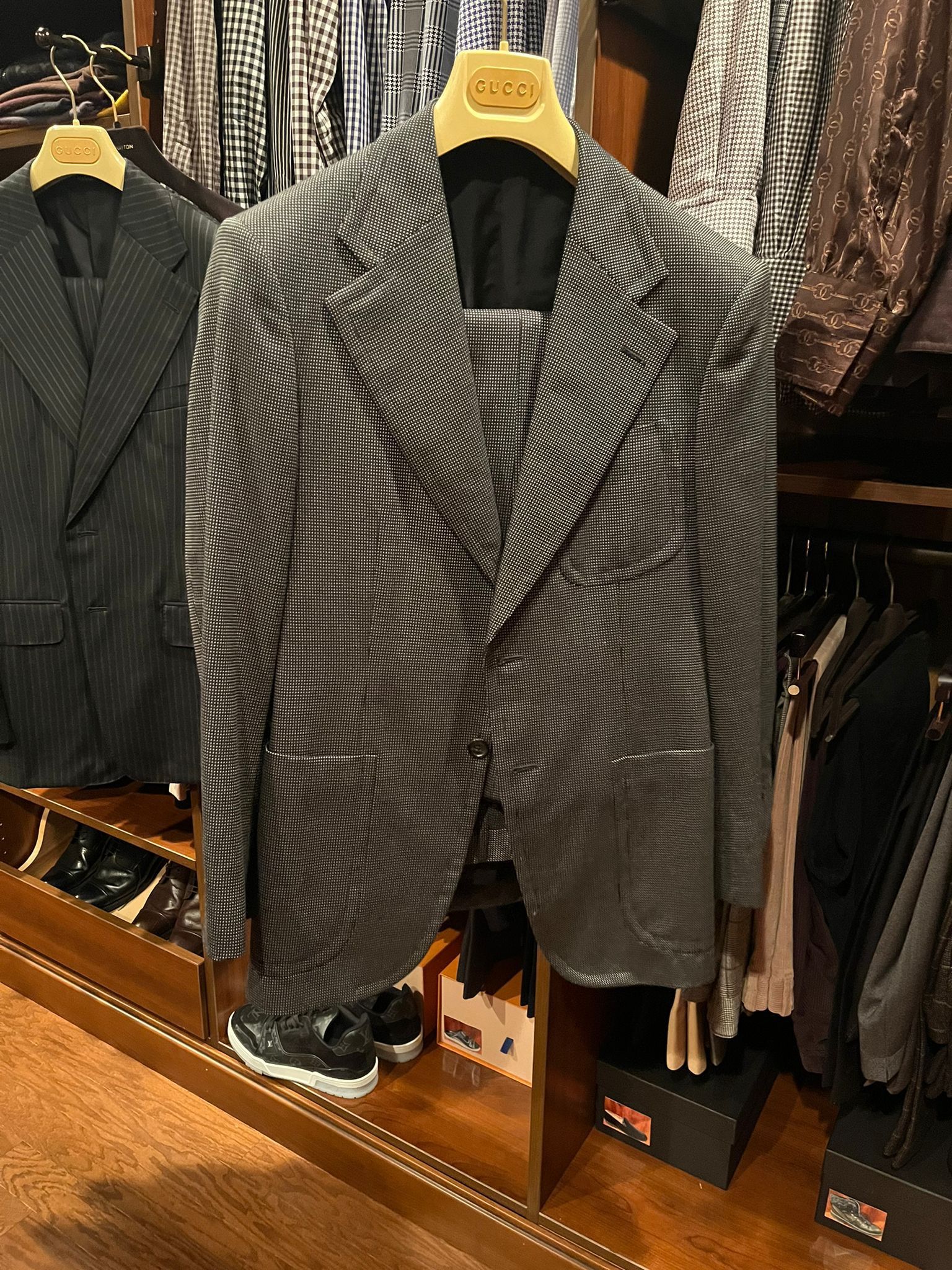 Gucci × Tom Ford Suits in Grey Size US M / EU 48-50 / 2 - 8 Thumbnail