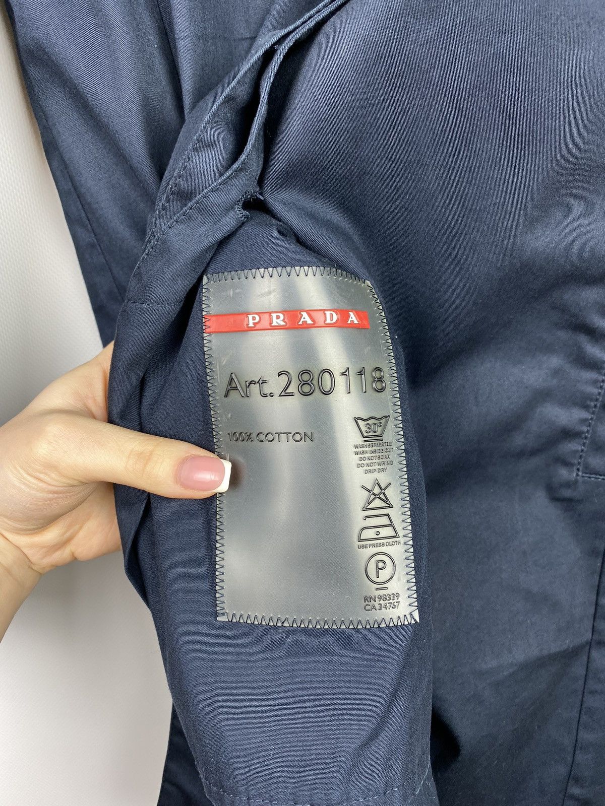 Prada Prada ladies single breasted trench coat size 42 navy Size M / US 6-8 / IT 42-44 - 18 Thumbnail