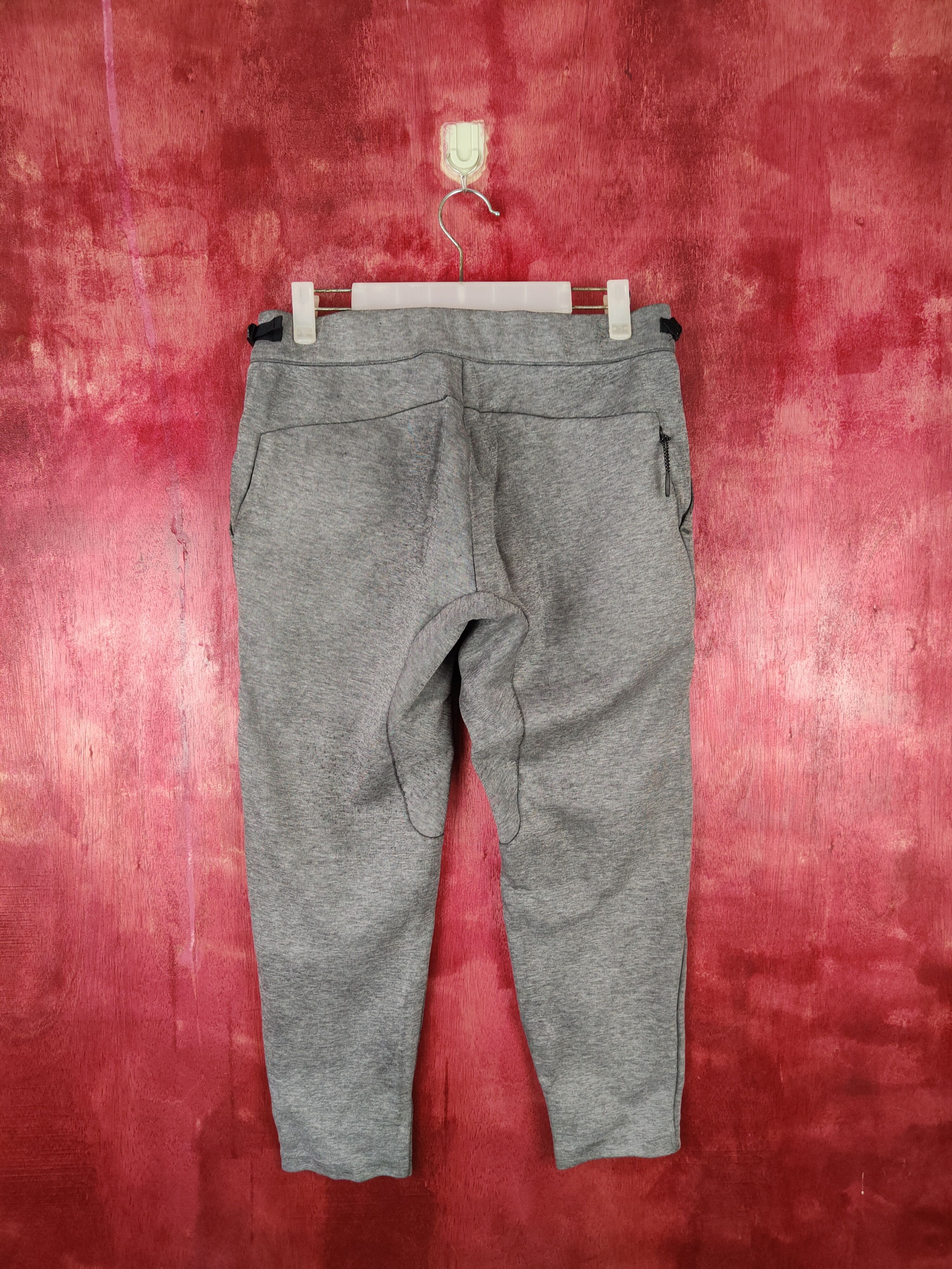 Nike Nike Gray Multi Pocket Tactical jogger Sweatpants #S555 Size US 30 / EU 46 - 8 Thumbnail