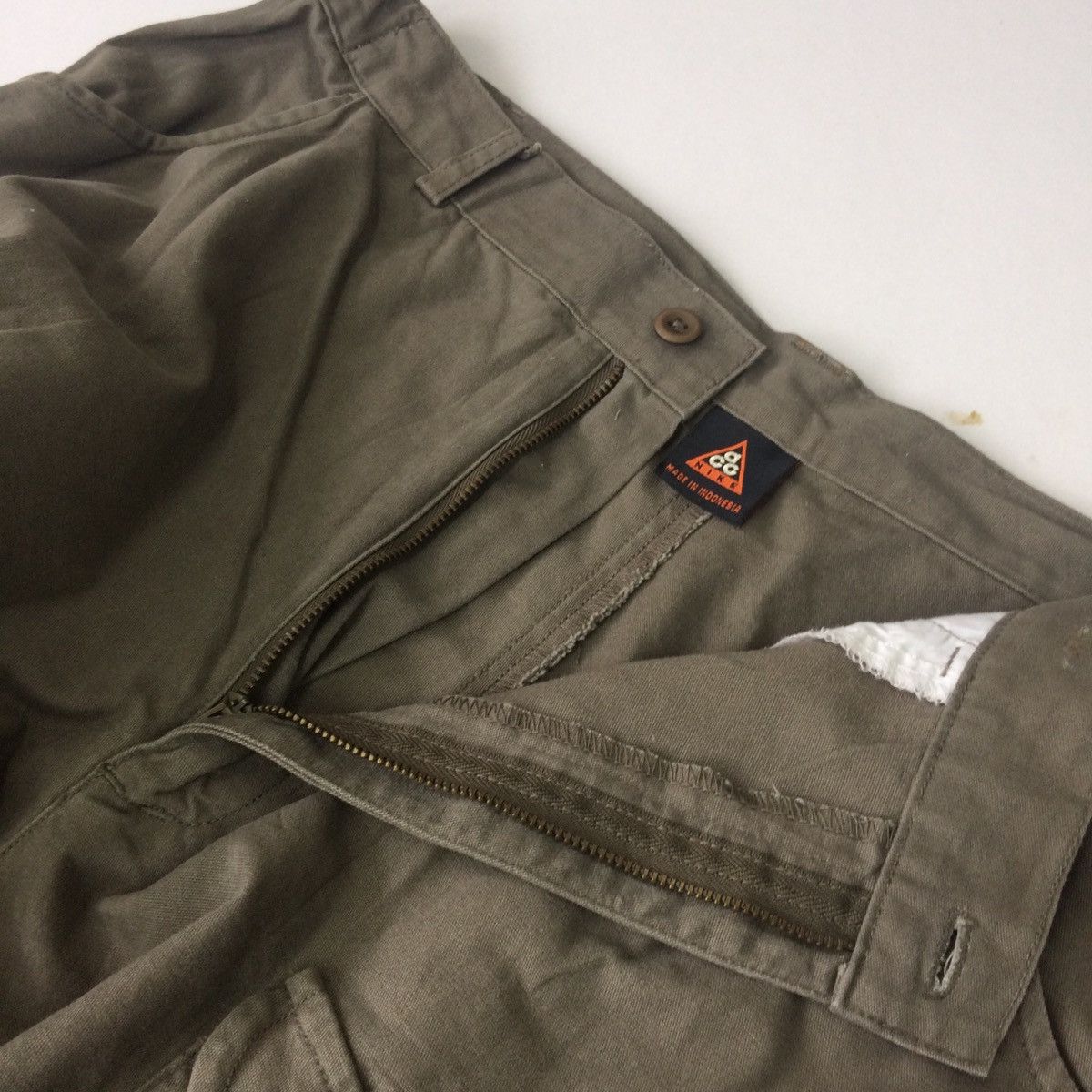 Nike 🔥NIKE ACG CARGO TACTICAL POCKET BROWN BAGGY PANTS Size US 30 / EU 46 - 14 Thumbnail