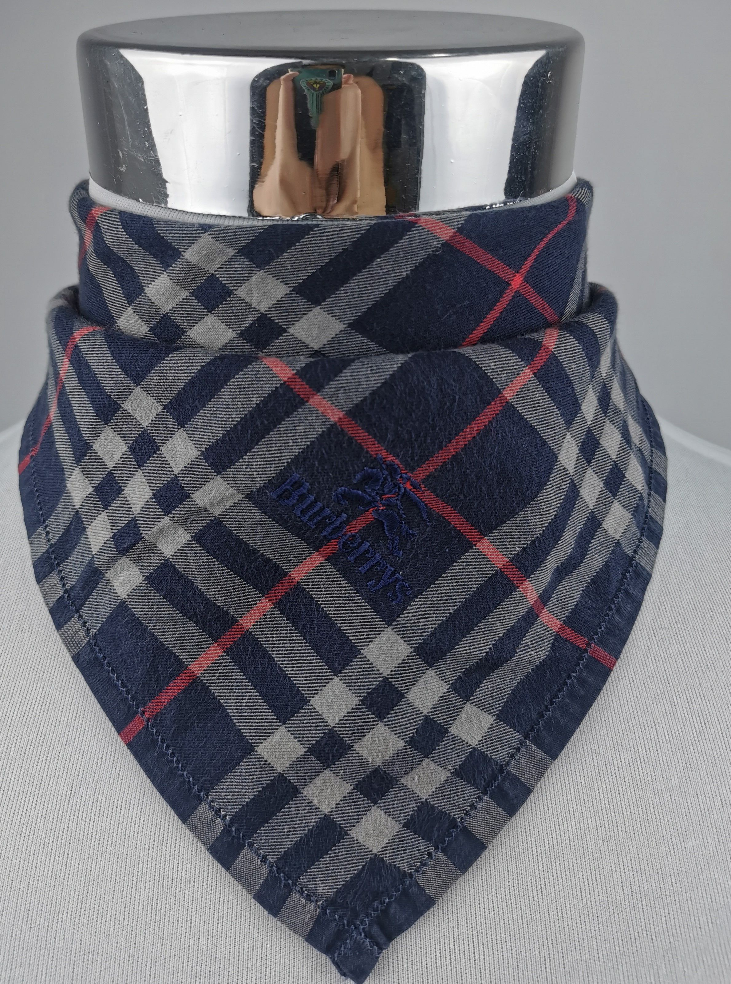 Burberry × Vintage Burberry handkerchief / bandana / neckerchief Size ONE SIZE - 1 Thumbnail