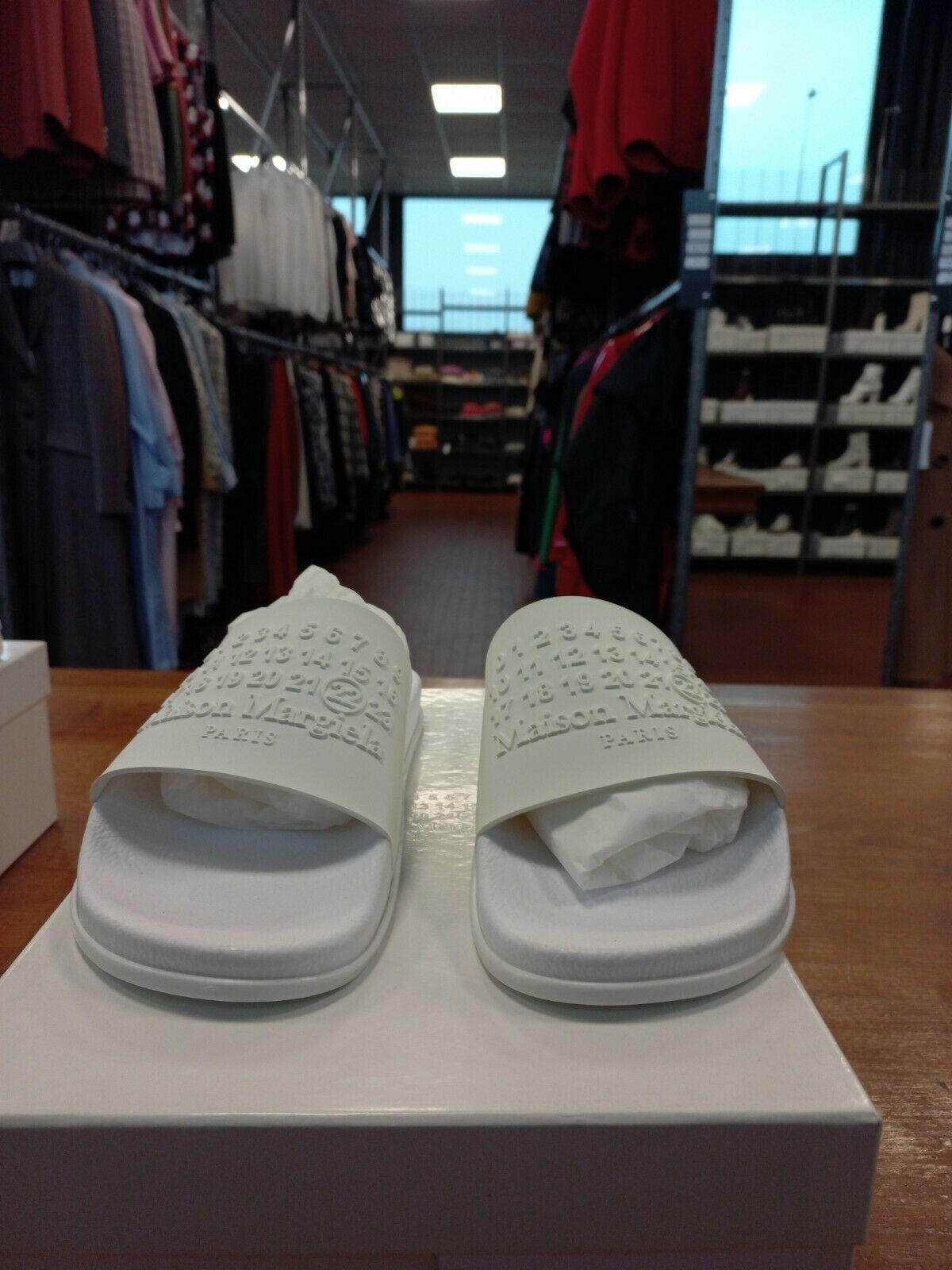 Maison Margiela Slipper S57WX0024 in White Size US 7 / EU 40 - 4 Thumbnail