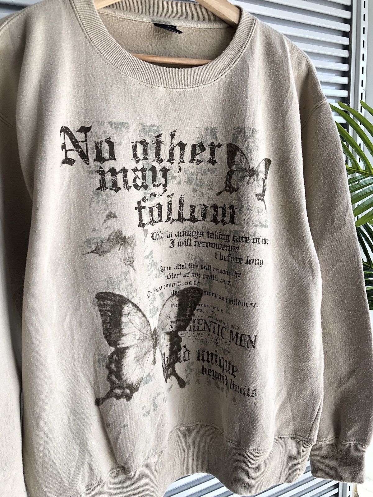 Vintage Vintage Bay Leaf No Other May Follow Butterfly Art Crewneck Size US L / EU 52-54 / 3 - 2 Thumbnail