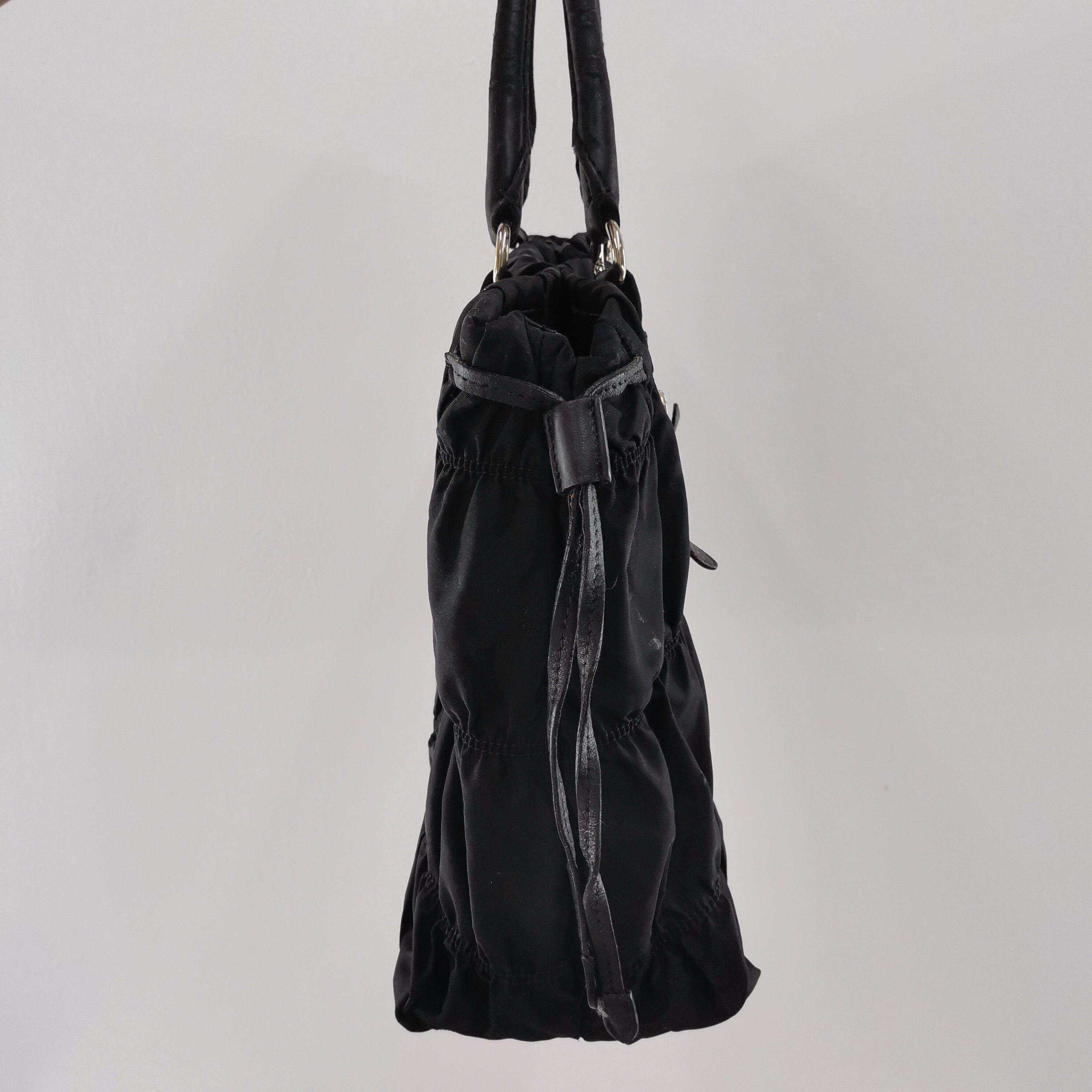 Prada Authentic Prada Hand Bag Size ONE SIZE - 5 Thumbnail
