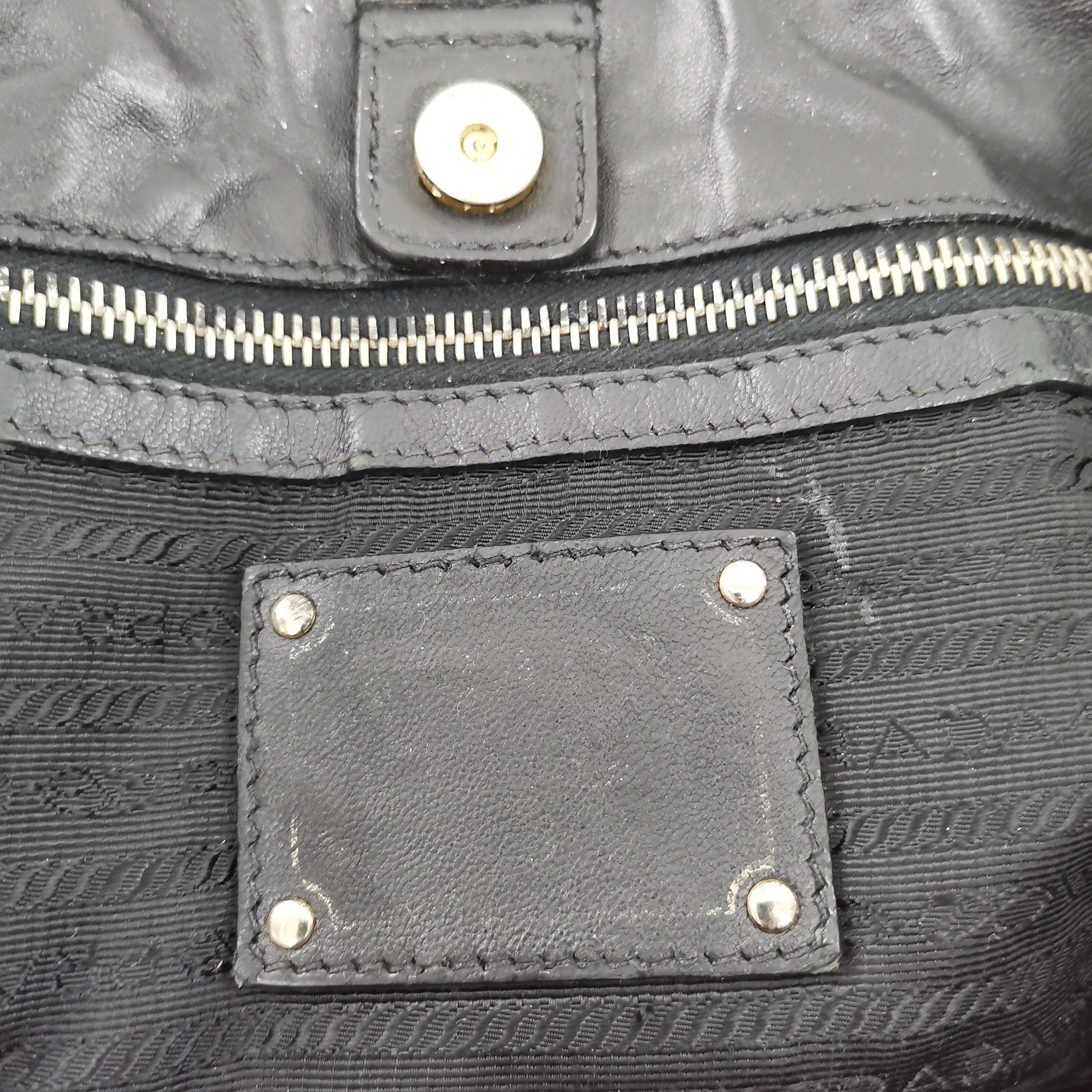 Prada Authentic Prada Hand Bag Size ONE SIZE - 7 Thumbnail