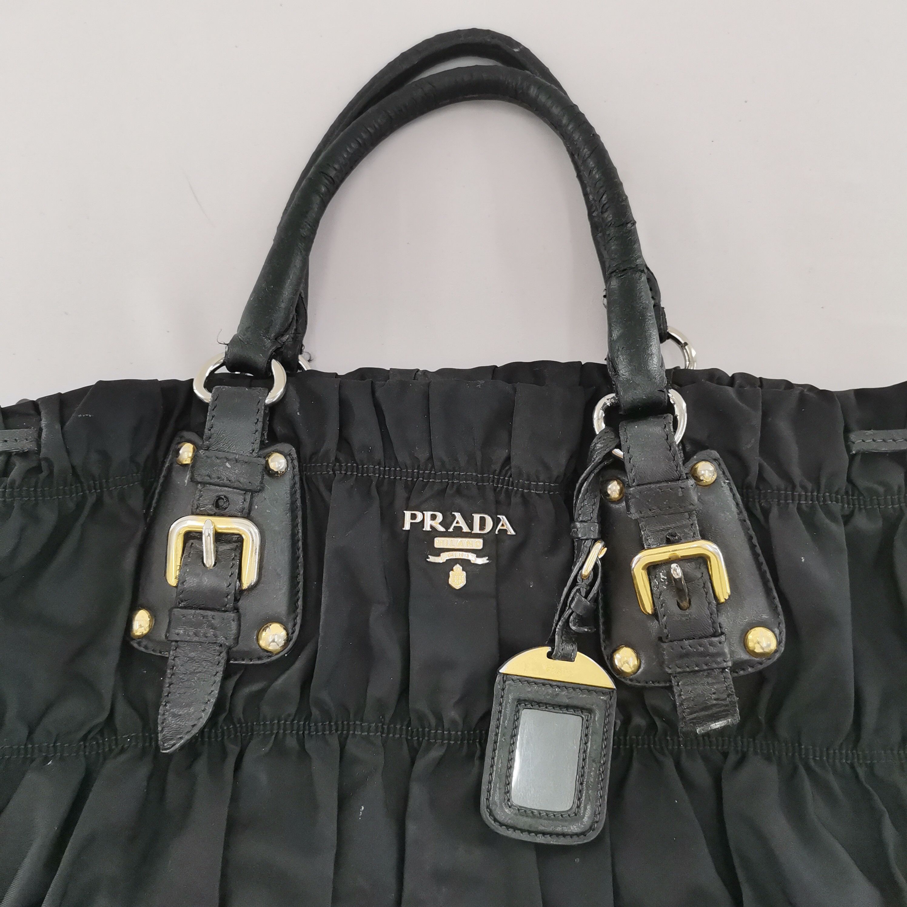 Prada Authentic Prada Hand Bag Size ONE SIZE - 13 Thumbnail