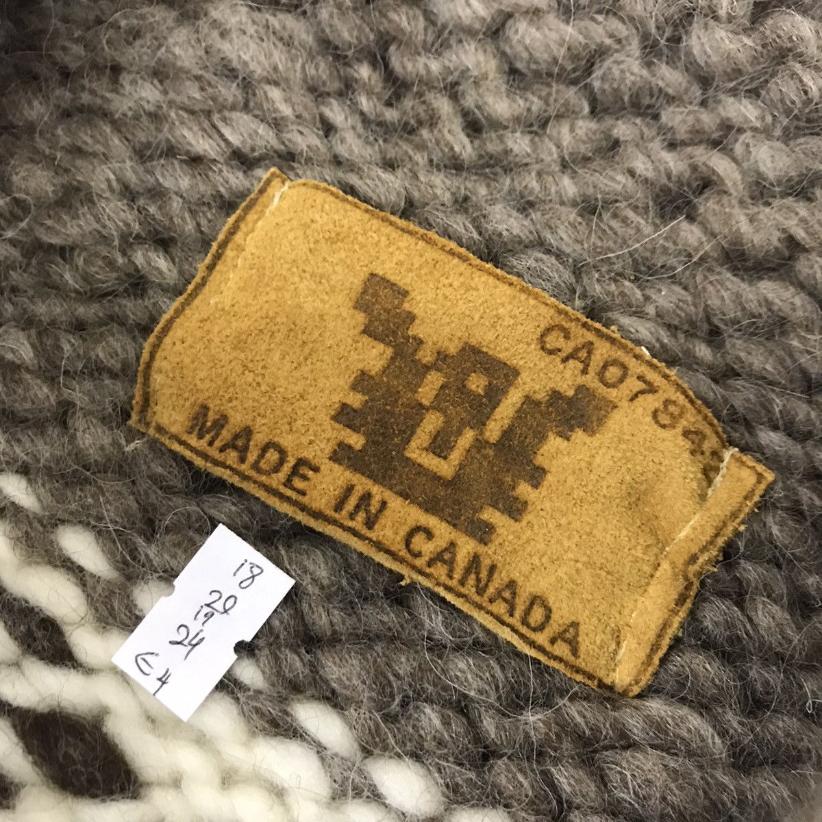Aran Isles Knitwear Eaglet made in Canada Navajo mohair knitwear Jackets Size US S / EU 44-46 / 1 - 4 Thumbnail