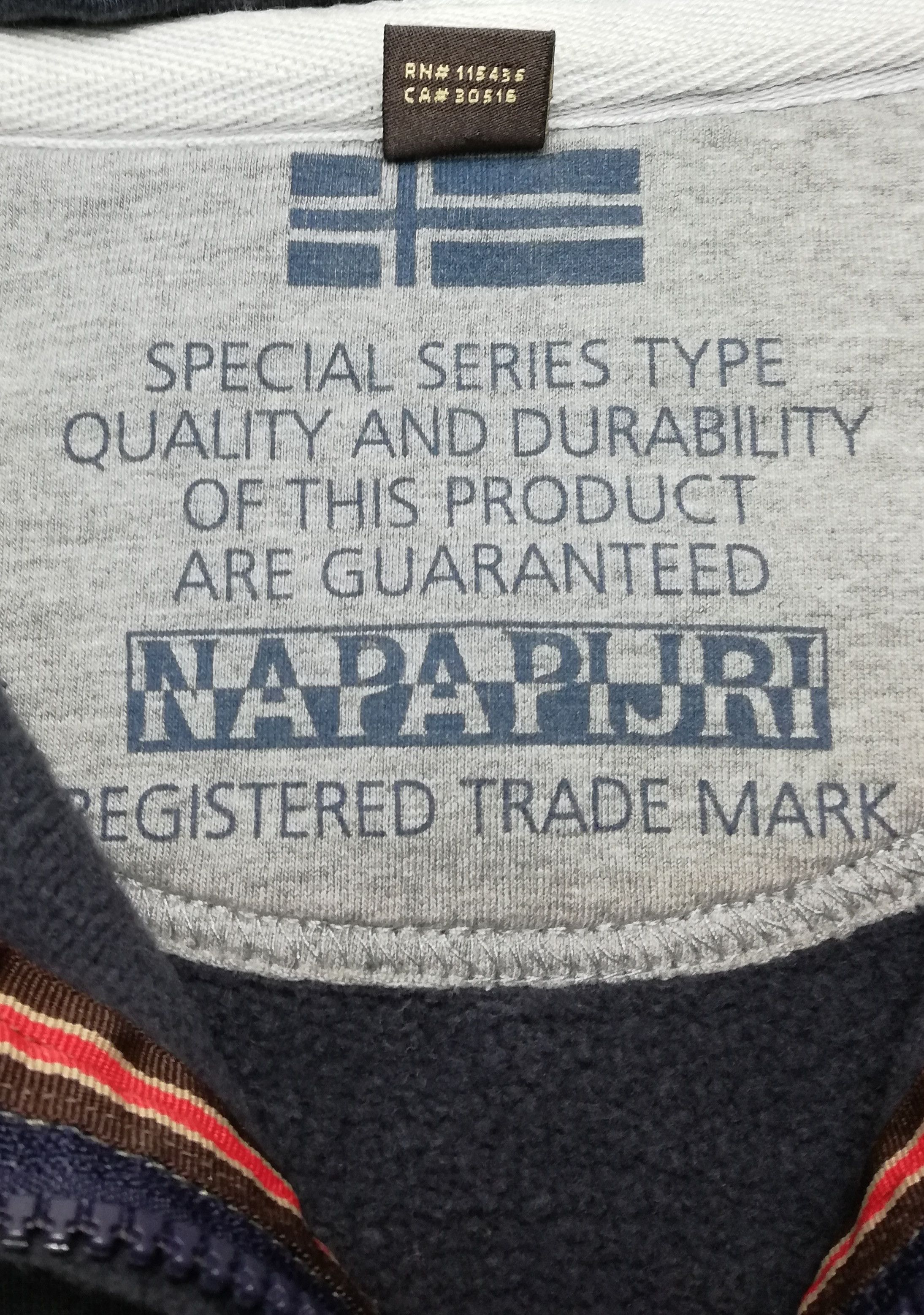 Napapijri 🔥Napapijri Geographic Earth Rescue Big Logo Hoodie🔥 Size US M / EU 48-50 / 2 - 4 Thumbnail