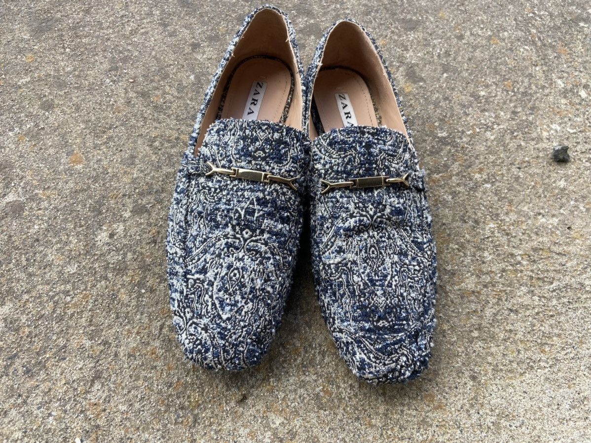 Zara Zara shoes 👠 Trafaluc. Vintage. Size US 9 / IT 39 - 1 Thumbnail
