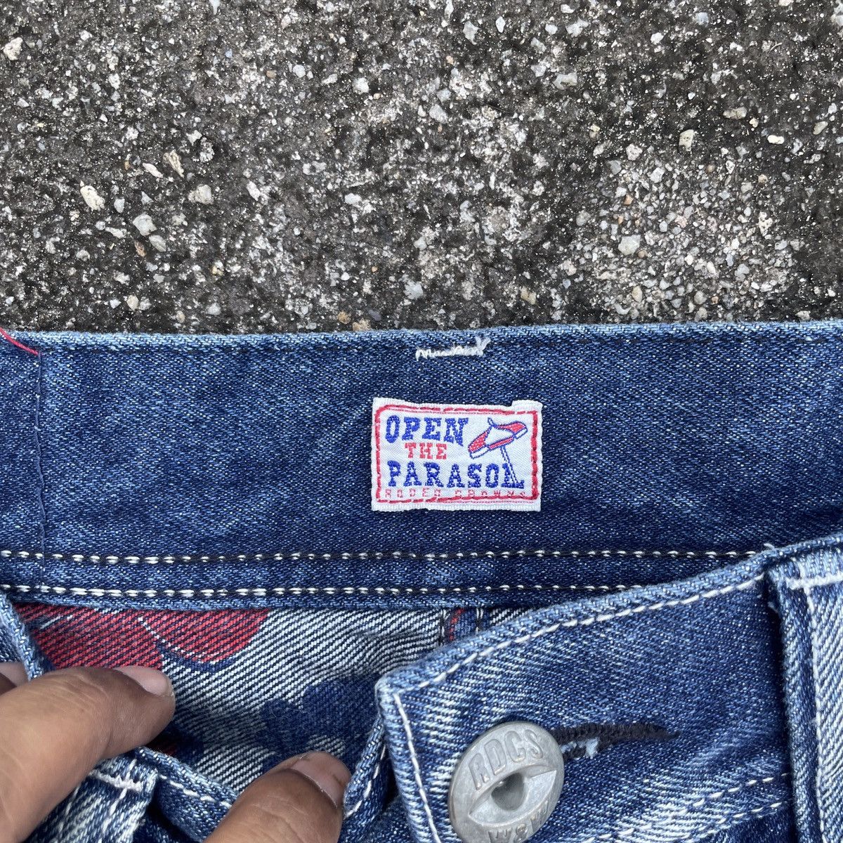 Other Vintage Rodeo Crowns Distressed Denim Jeans Size US 29 - 5 Thumbnail
