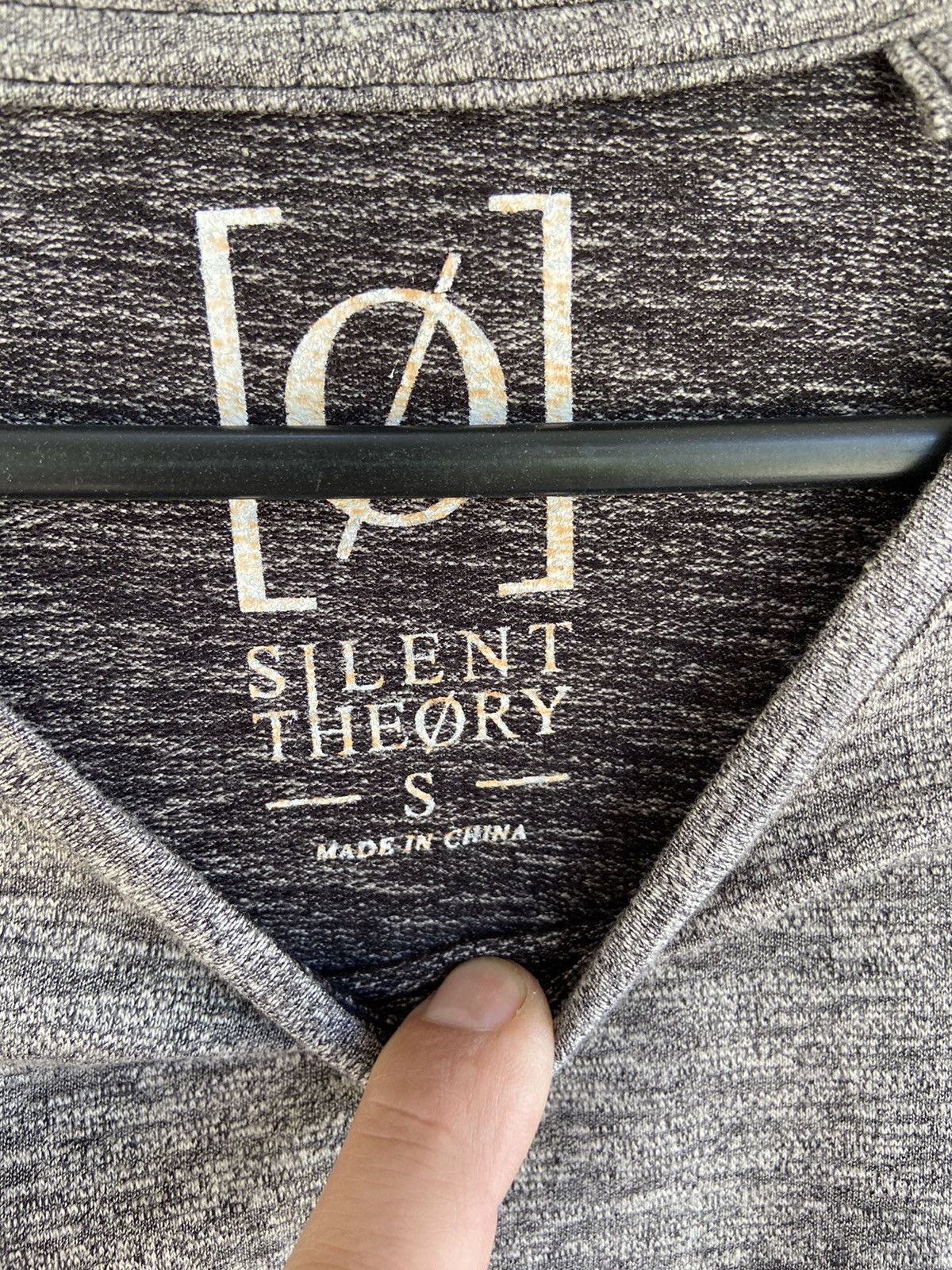 Other Silent Theory long sleeve T shirt Size US S / EU 44-46 / 1 - 4 Thumbnail