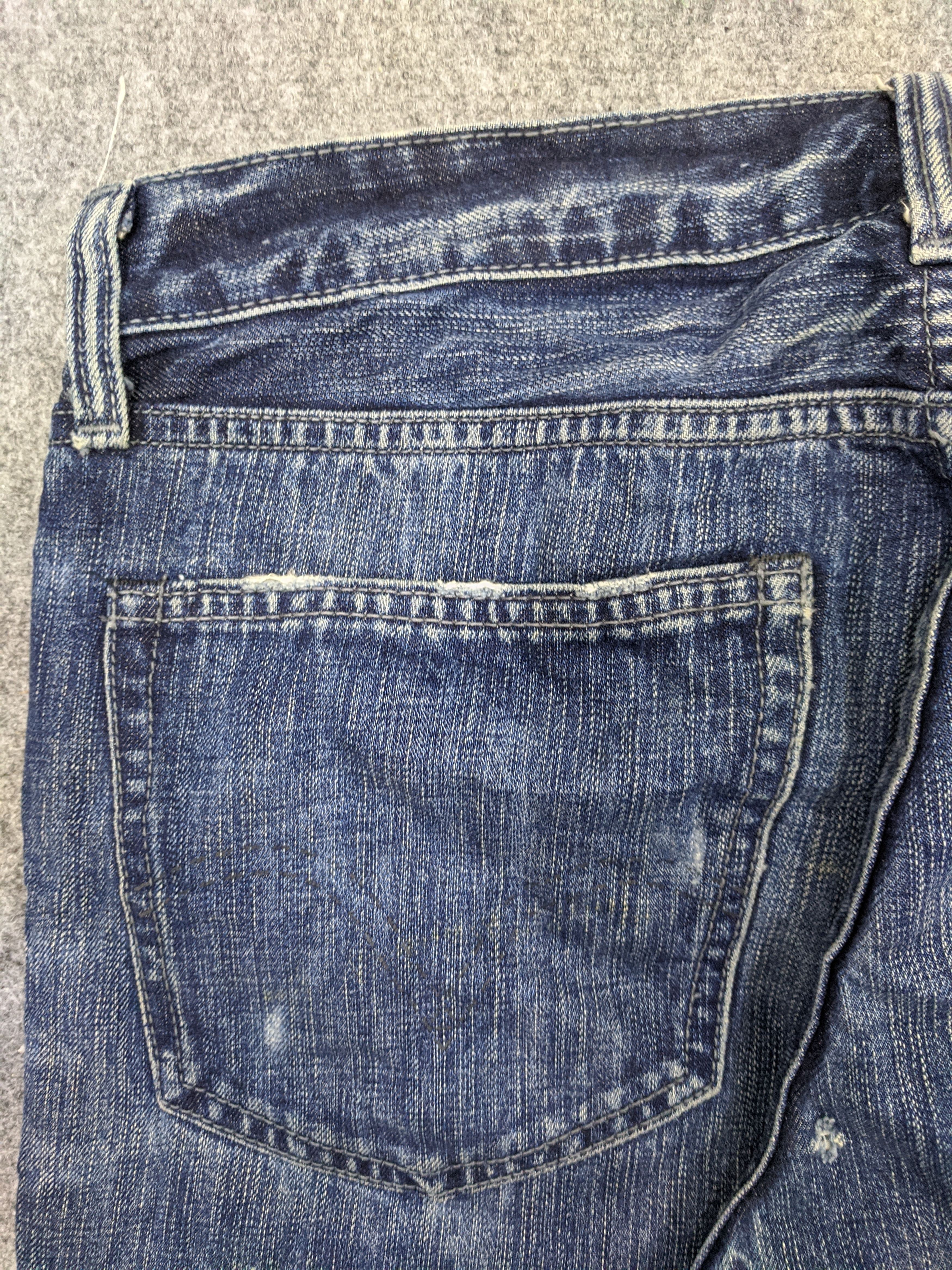 Levi's Vintage Levis Jeans DP0843 Size US 33 - 14 Thumbnail