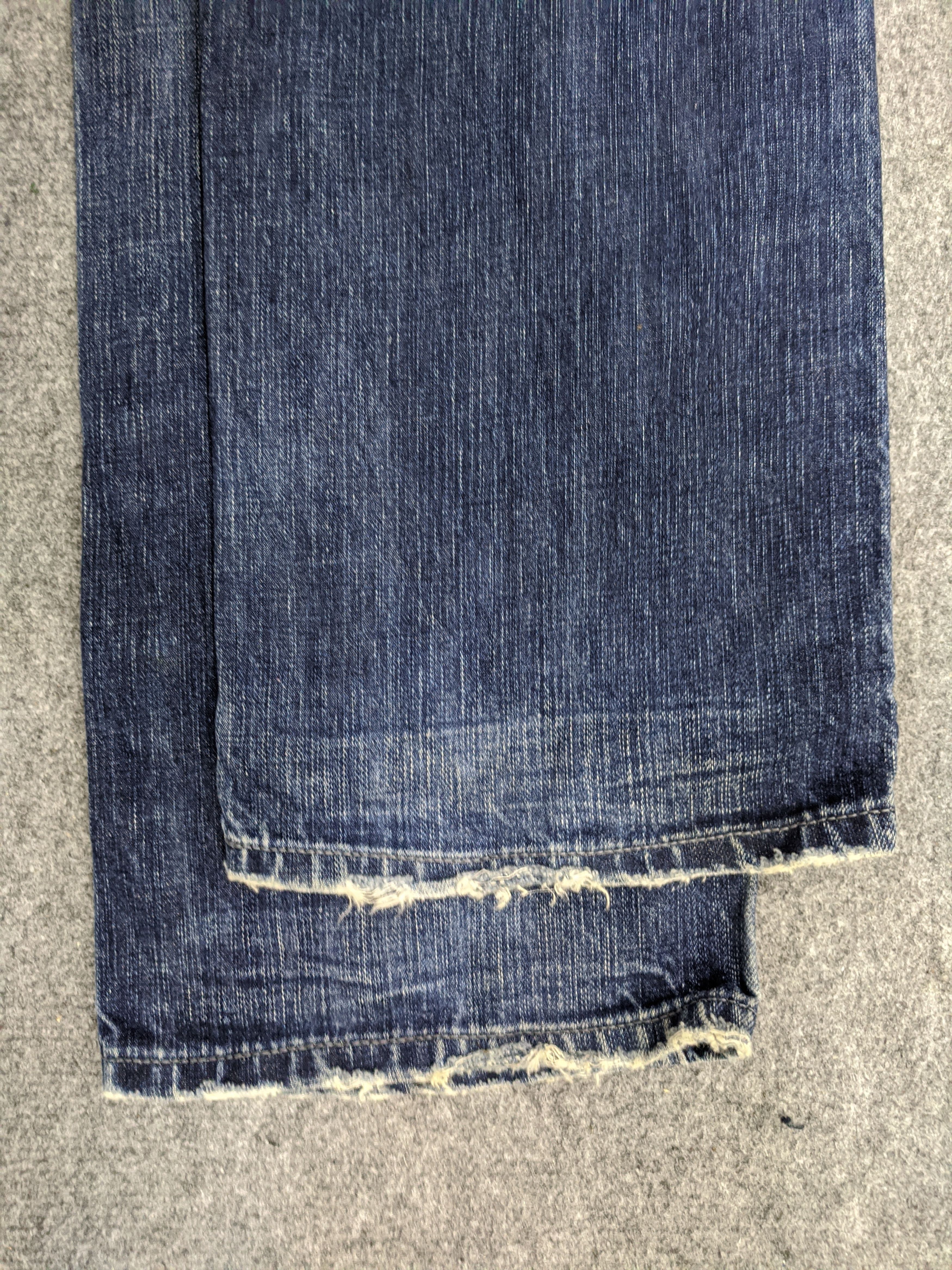 Levi's Vintage Levis Jeans DP0843 Size US 33 - 16 Thumbnail