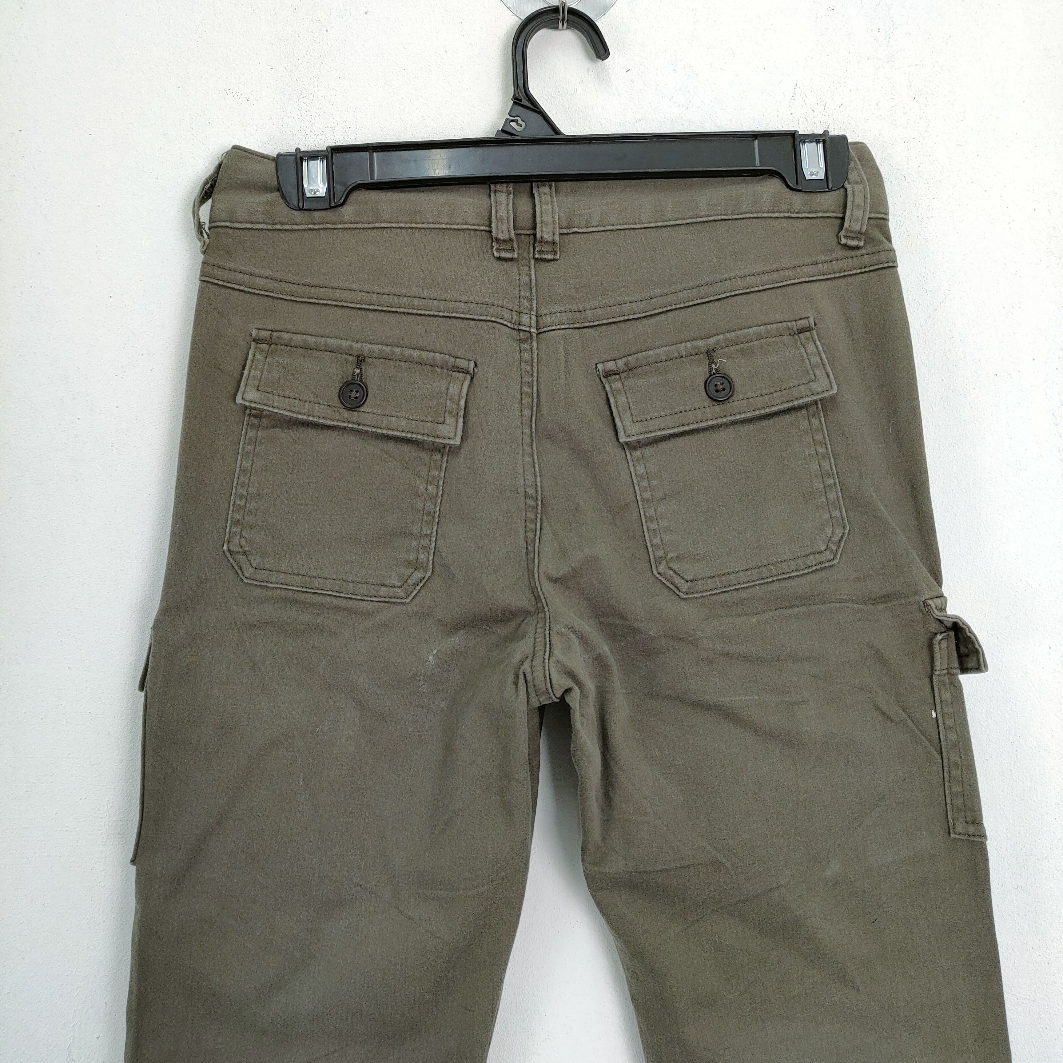 Japanese Brand VINTAGE JAPANESE BRAND CARGO PANTS SKINNY STYLE Size US 26 / EU 42 - 8 Thumbnail