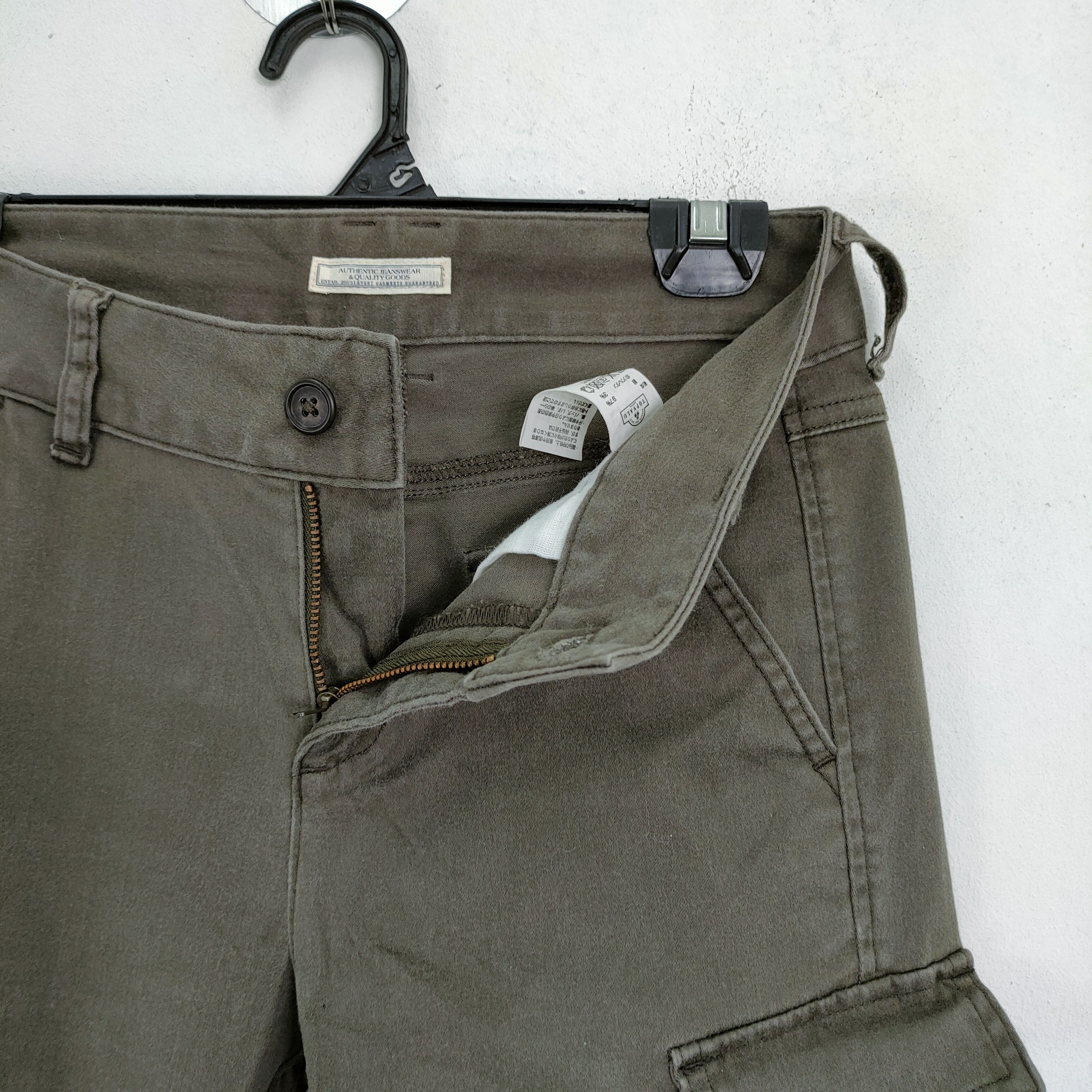 Japanese Brand VINTAGE JAPANESE BRAND CARGO PANTS SKINNY STYLE Size US 26 / EU 42 - 6 Thumbnail