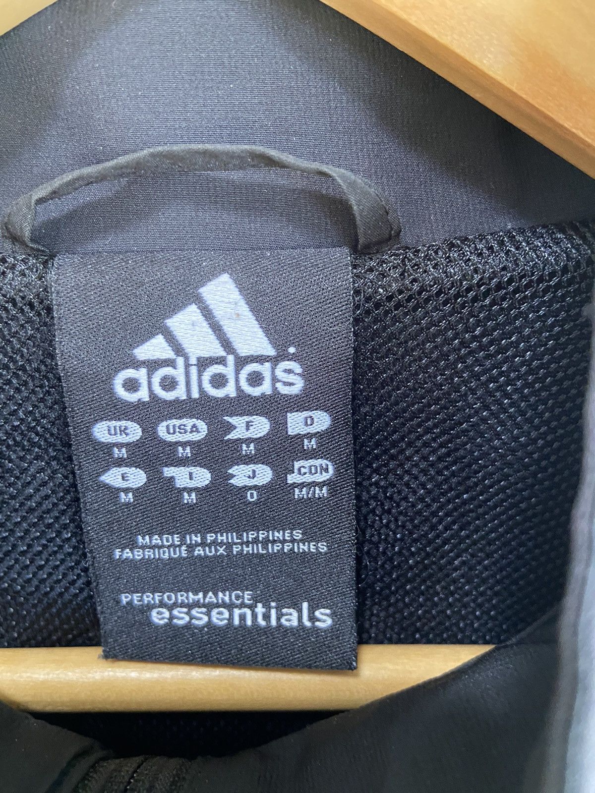 Adidas Adidas clima proof Size US M / EU 48-50 / 2 - 2 Thumbnail