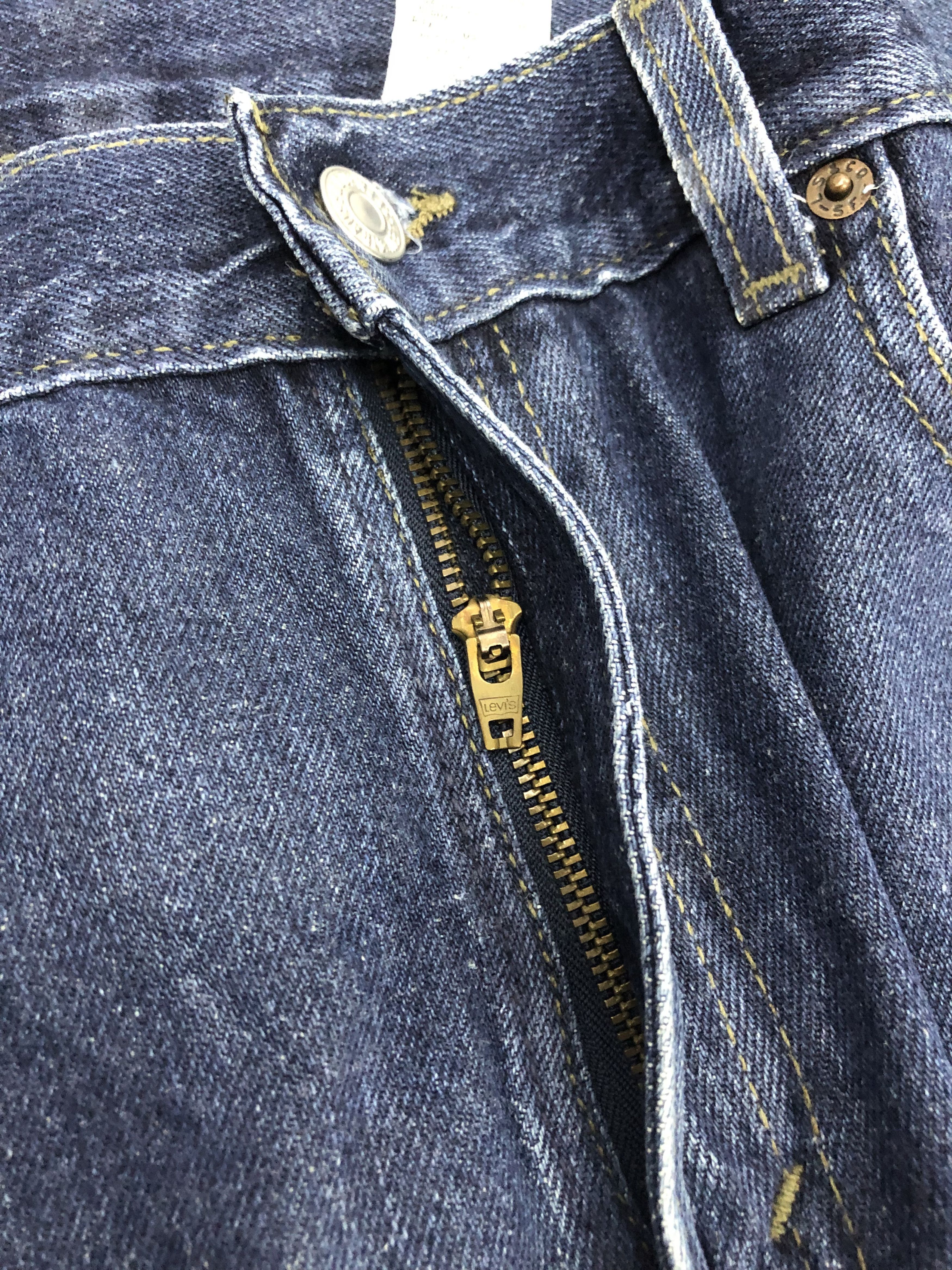 Levi's Vintage Levis 577 Jeans DP1039 Size US 33 - 10 Thumbnail