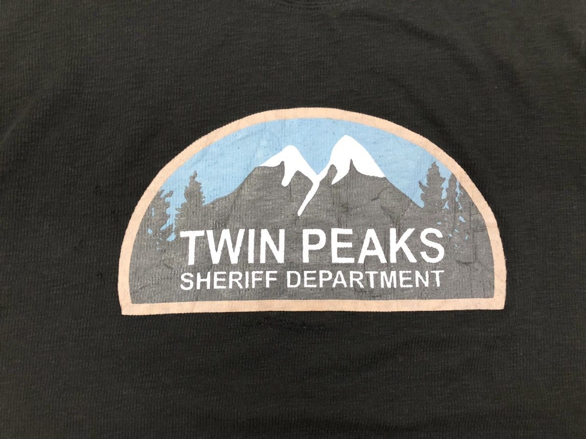 Designer × X2 RARE 🔥 TWIN PEAKS DISTRESSED DESIGN LOOK THERMAL COTTON TEE Size US L / EU 52-54 / 3 - 10 Thumbnail