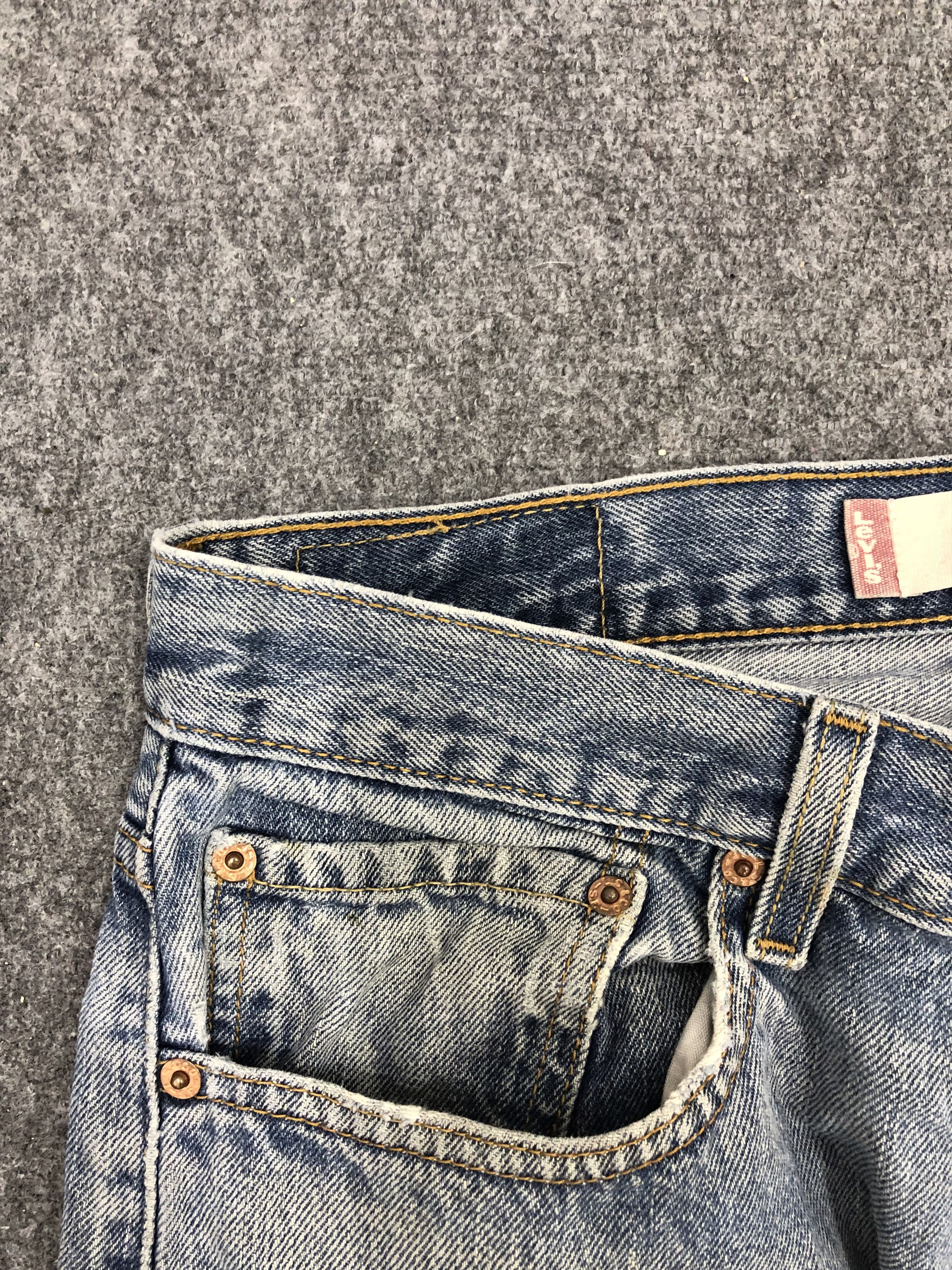 Levi's Vintage Levis 505 Light Wash Jeans DP1295 Size US 33 - 9 Thumbnail