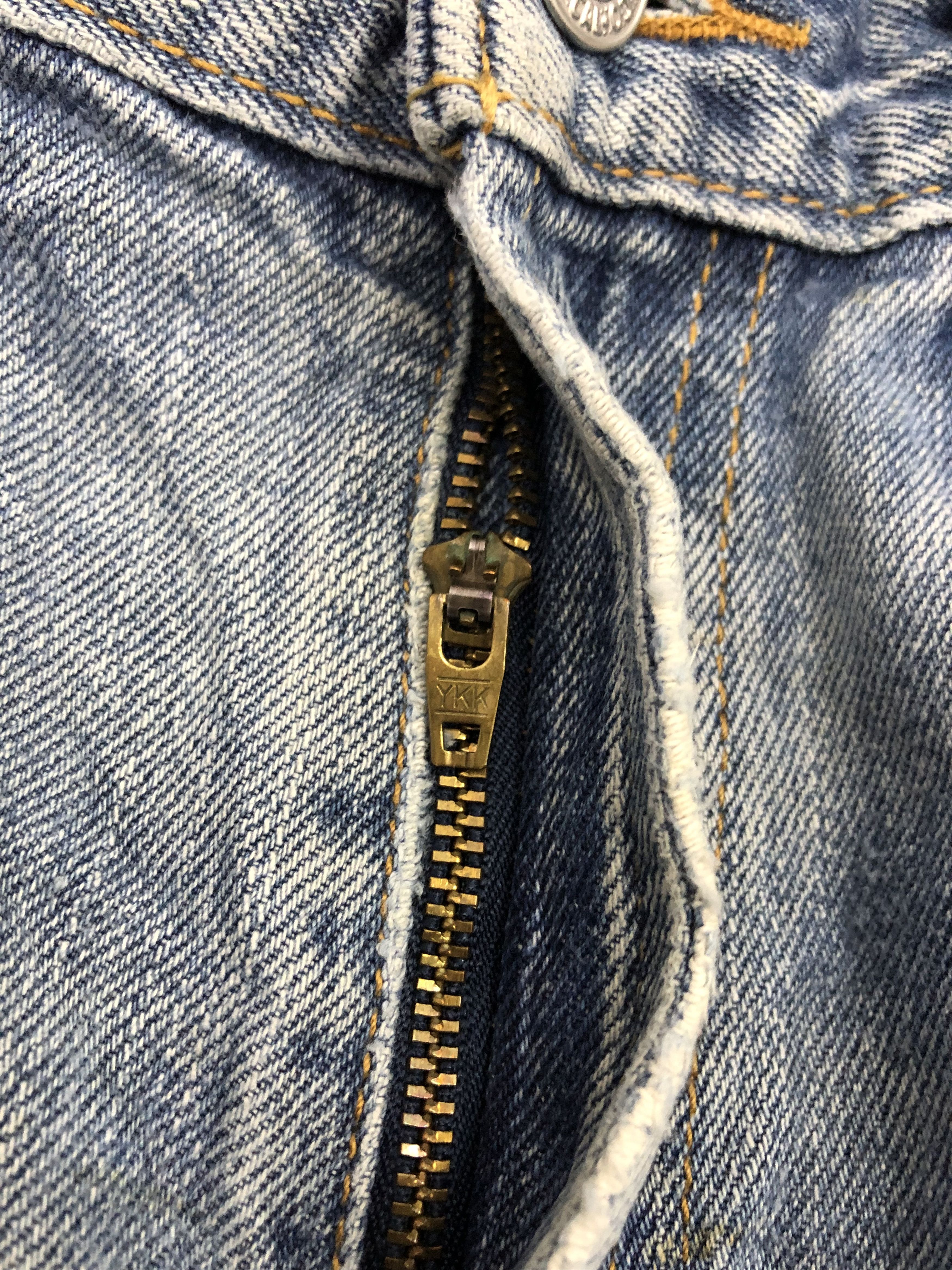 Levi's Vintage Levis 505 Light Wash Jeans DP1295 Size US 33 - 10 Thumbnail