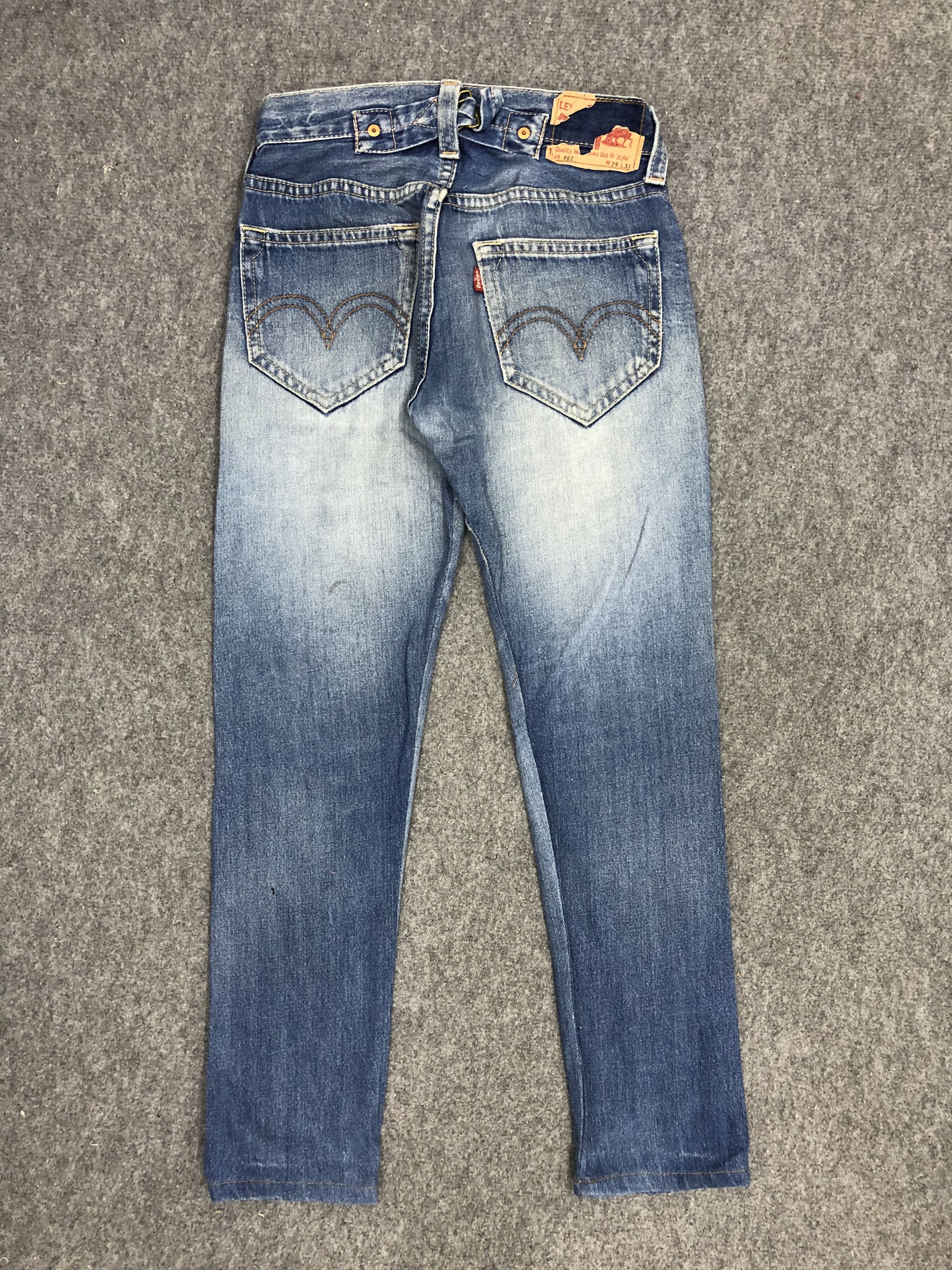 Levi's Vintage Levis 902 Light Wash Jeans DP1261 Size US 33 - 3 Thumbnail