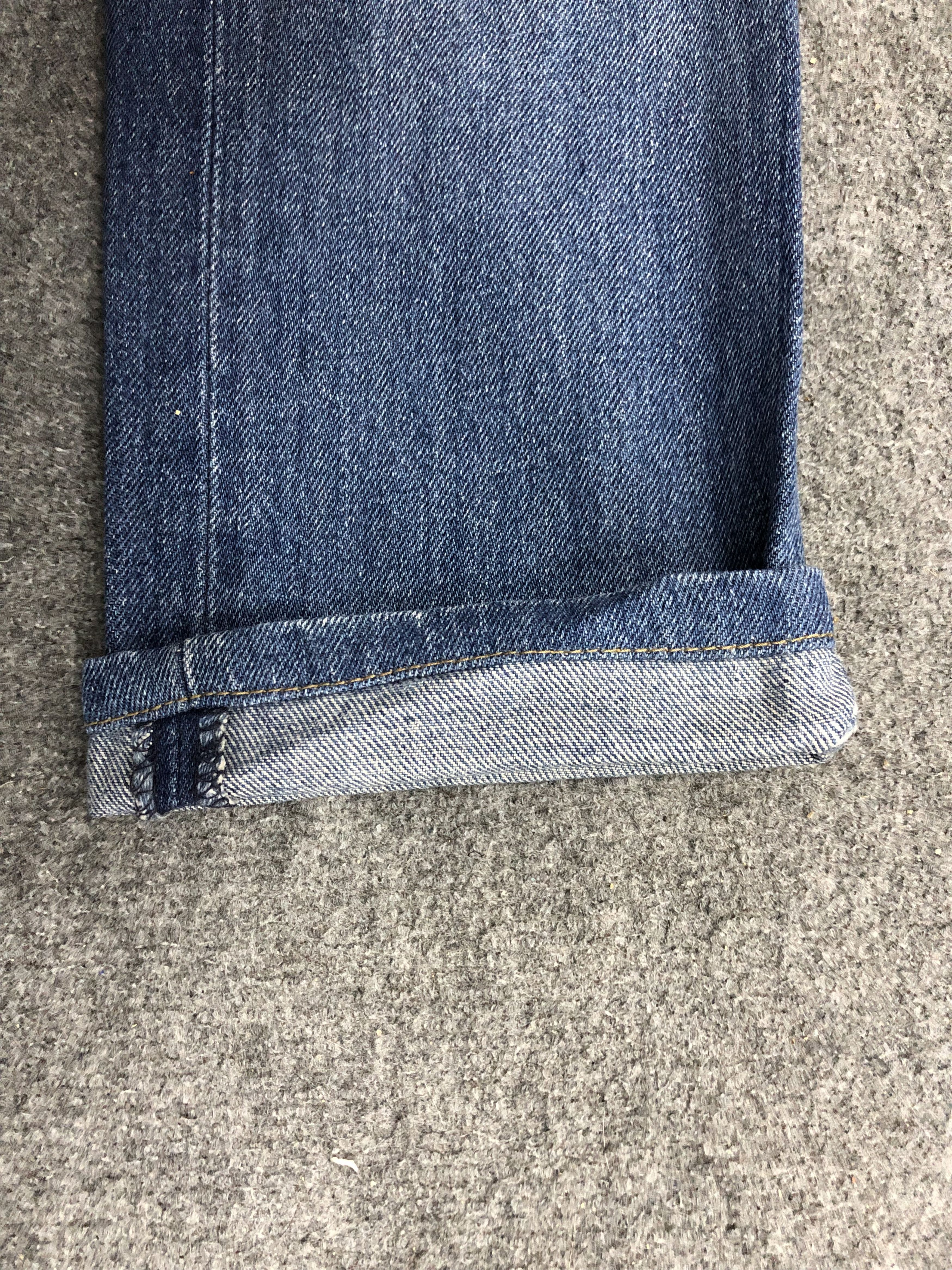 Levi's Vintage Levis 902 Light Wash Jeans DP1261 Size US 33 - 10 Thumbnail