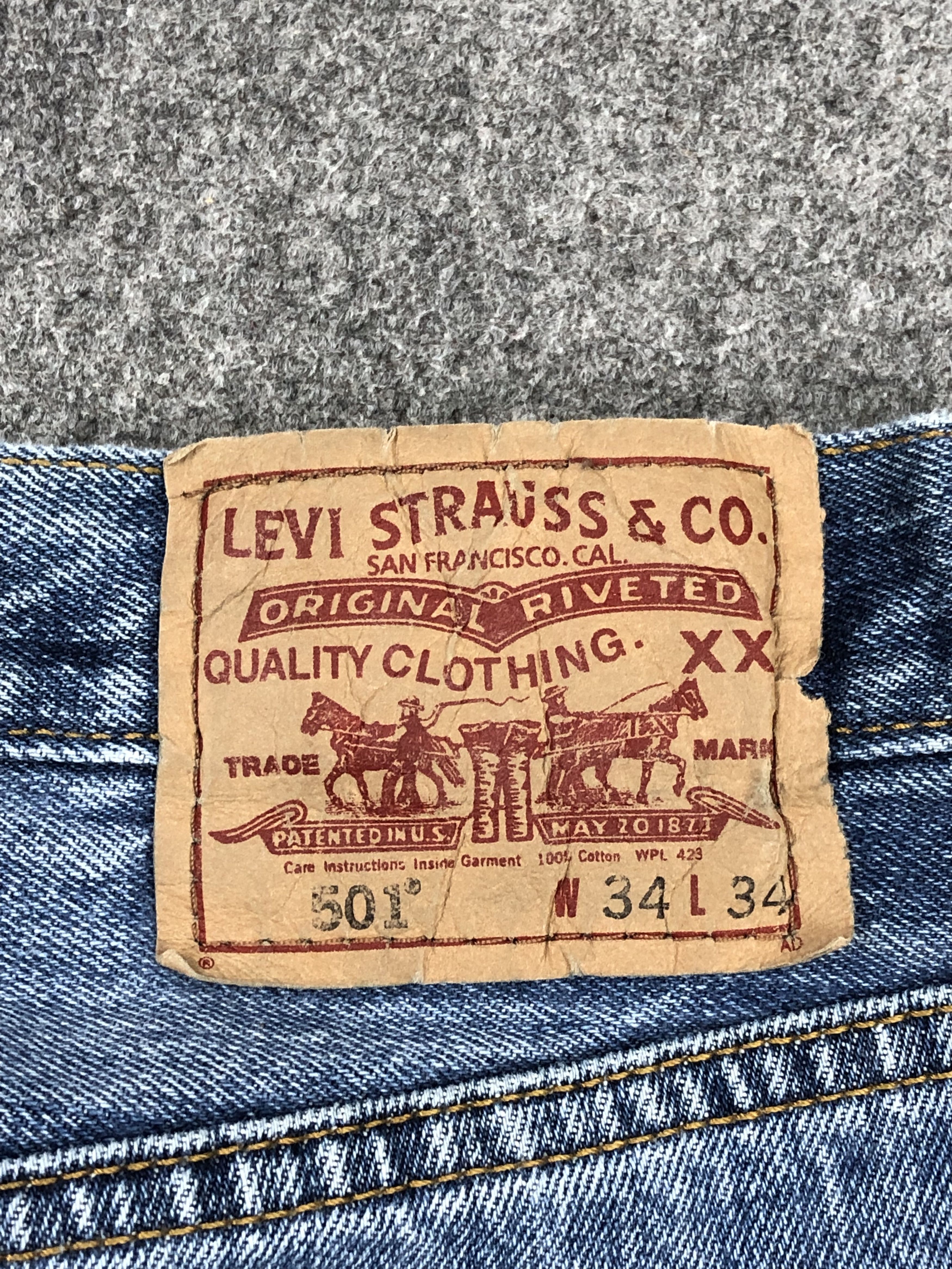 Levi's Vintage Levis 501 Jeans DP1563 Size US 33 - 5 Thumbnail