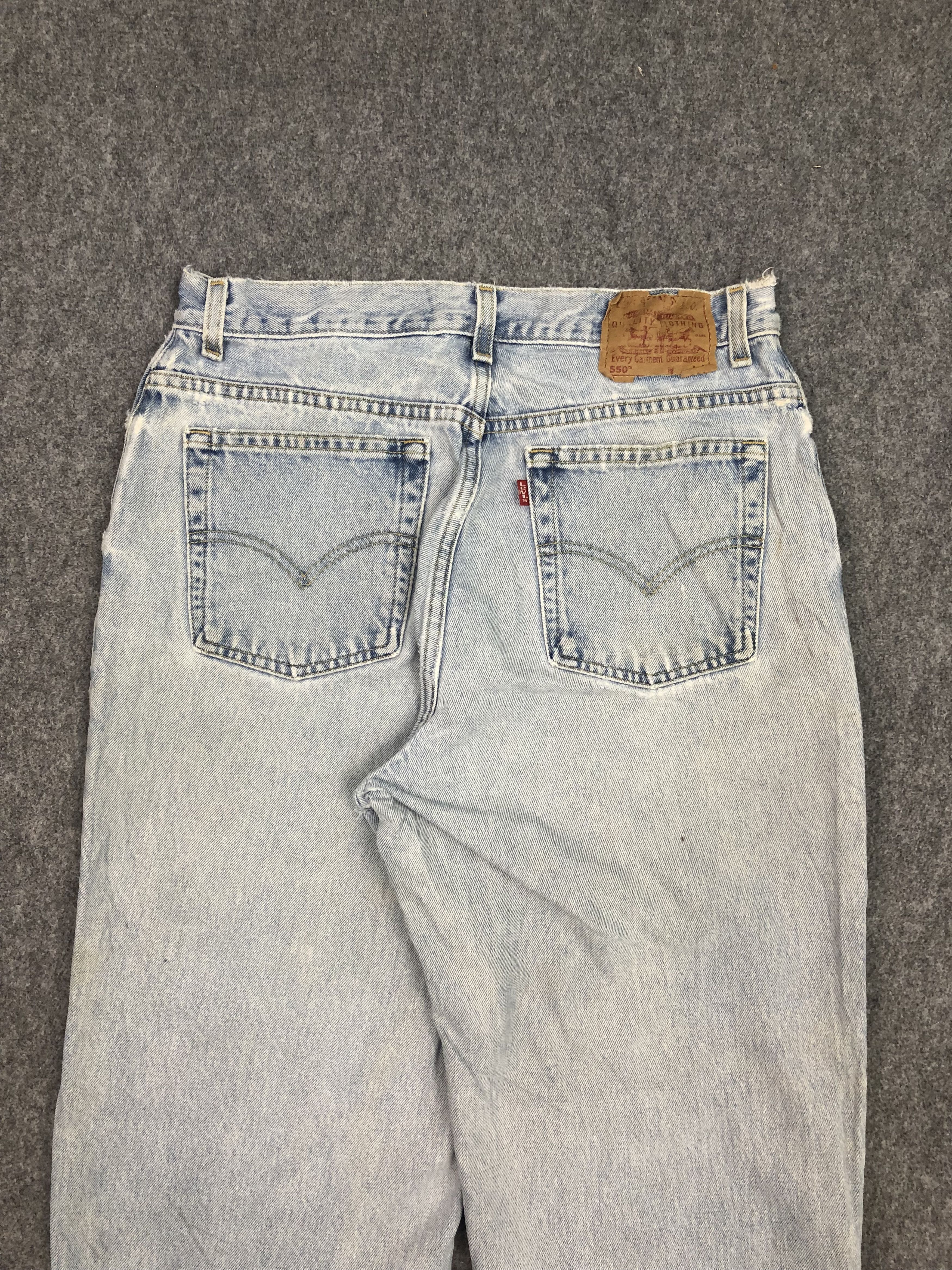 Levi's Vintage 90s Levis 550 Jeans Lightwash DP0517 Size US 33 - 4 Thumbnail