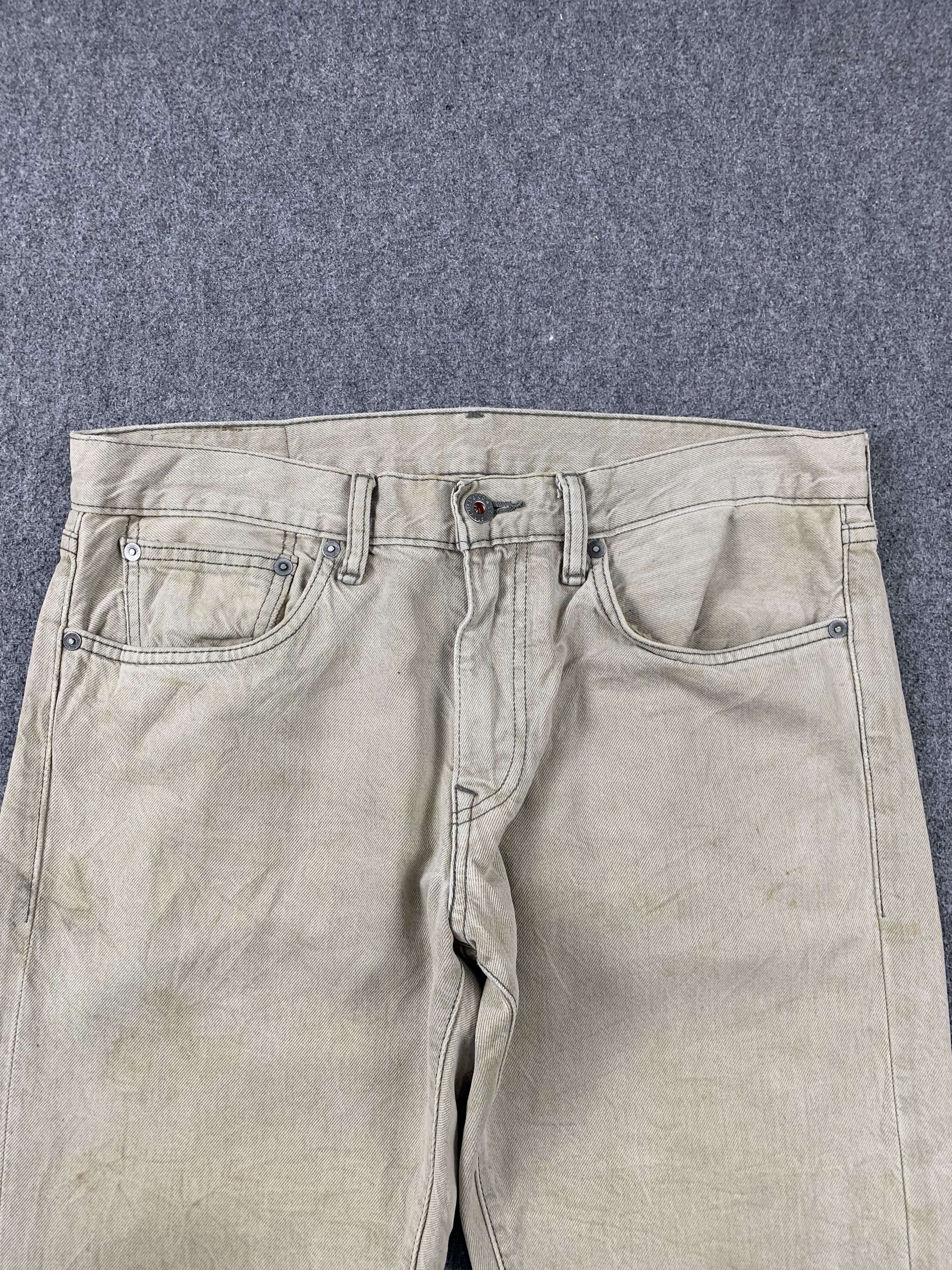Levi's Vintage Levis Faded Jeans DP2033 Size US 33 - 2 Thumbnail