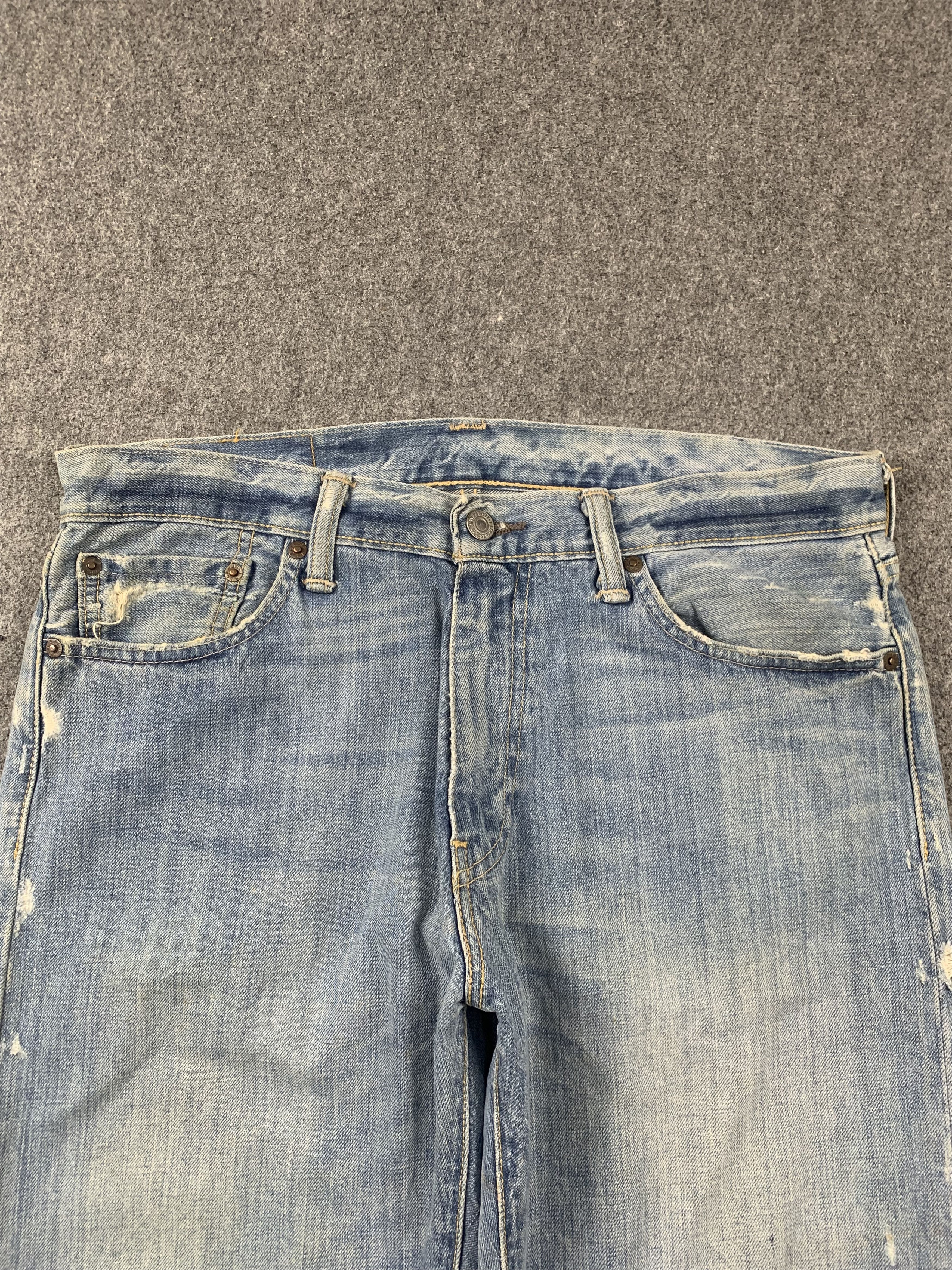 Levi's Vintage Levis 504 Light Wash Jeans DP2041 Size US 33 - 2 Thumbnail