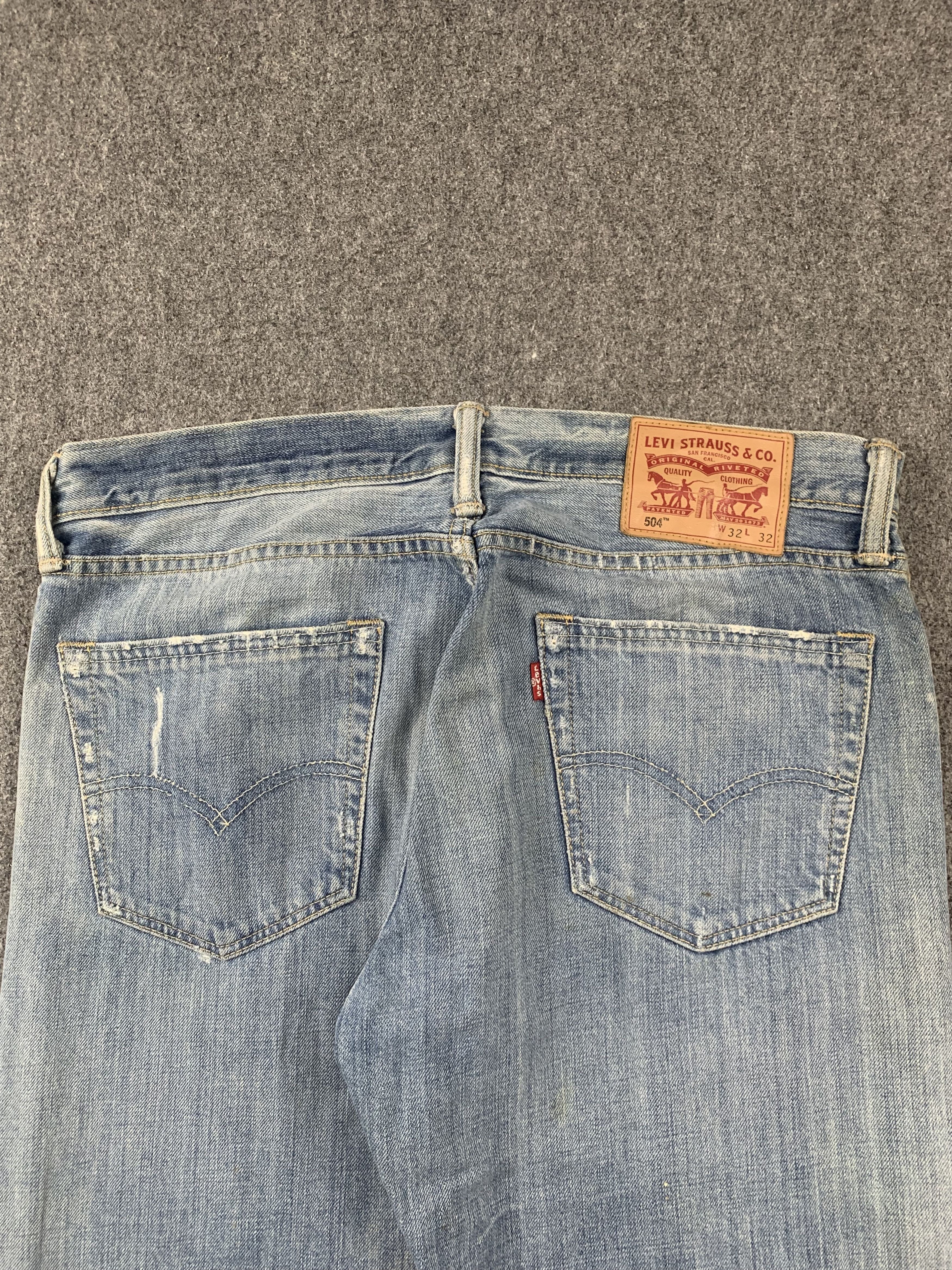 Levi's Vintage Levis 504 Light Wash Jeans DP2041 Size US 33 - 4 Thumbnail