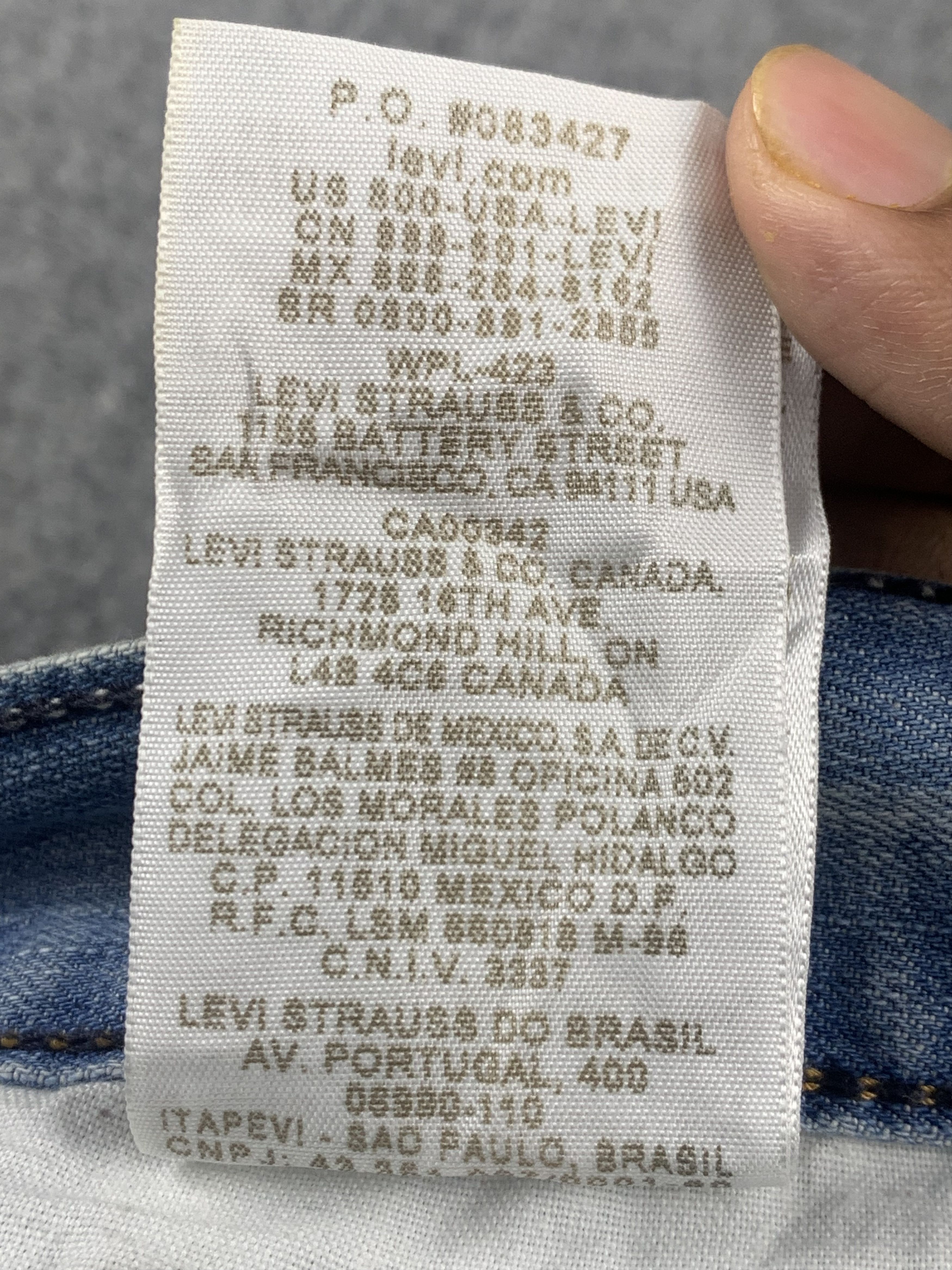 Levi's Vintage Levis 514 Light Wash Jeans DP2042 Size US 33 - 10 Thumbnail