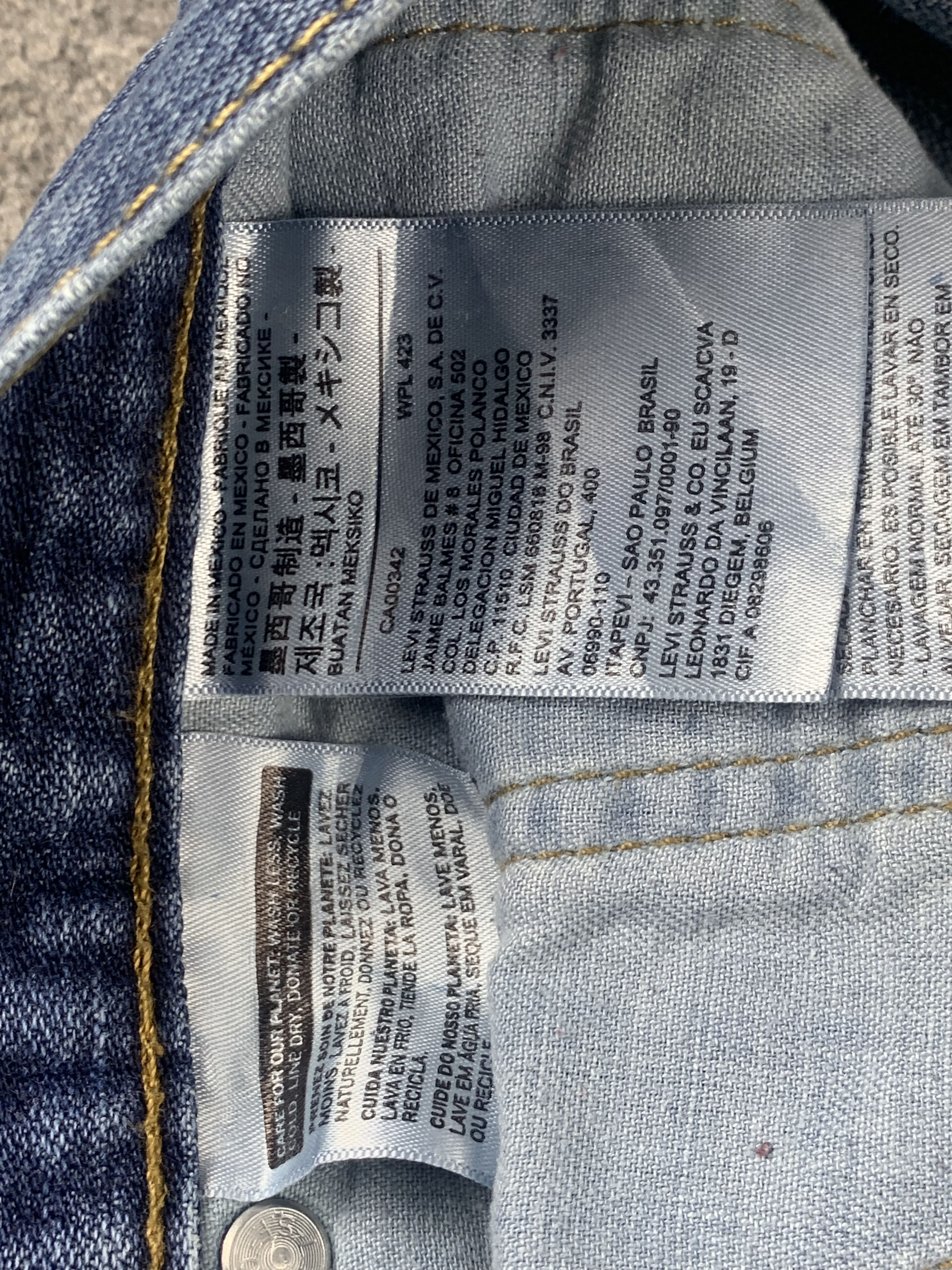 Levi's Vintage Levis 514 Faded Blue Jeans DP2066 Size US 33 - 7 Thumbnail