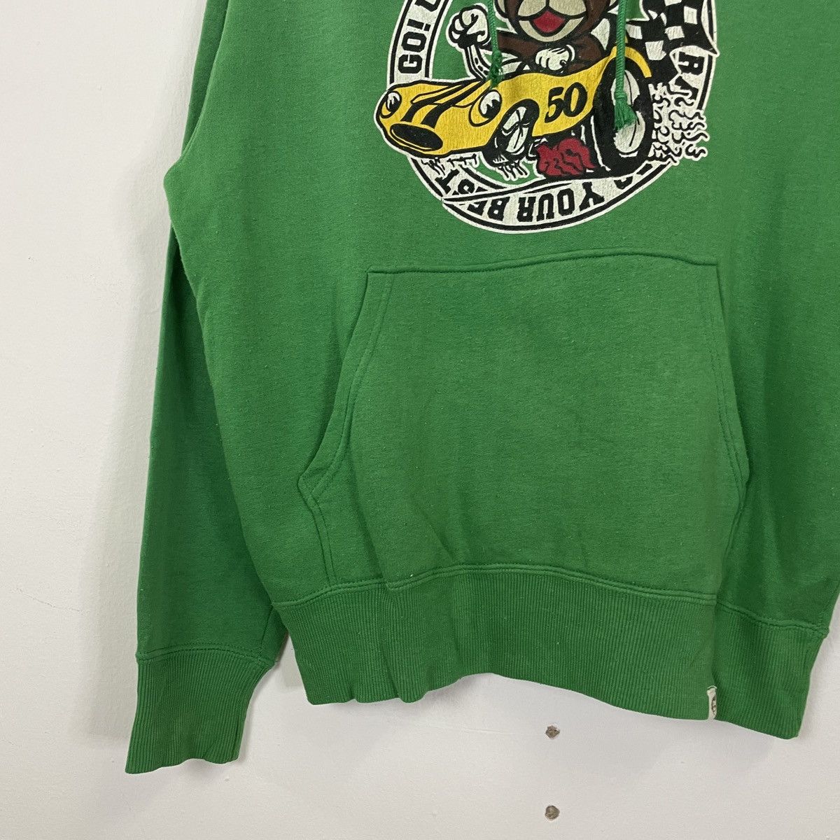 Japanese Brand Vintage Uittg Baby Big Logo Hoodies Sweatshirt Size US M / EU 48-50 / 2 - 3 Thumbnail